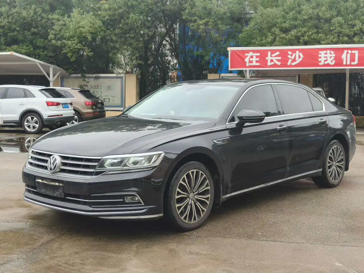 Volkswagen Hui Ang  из Китая