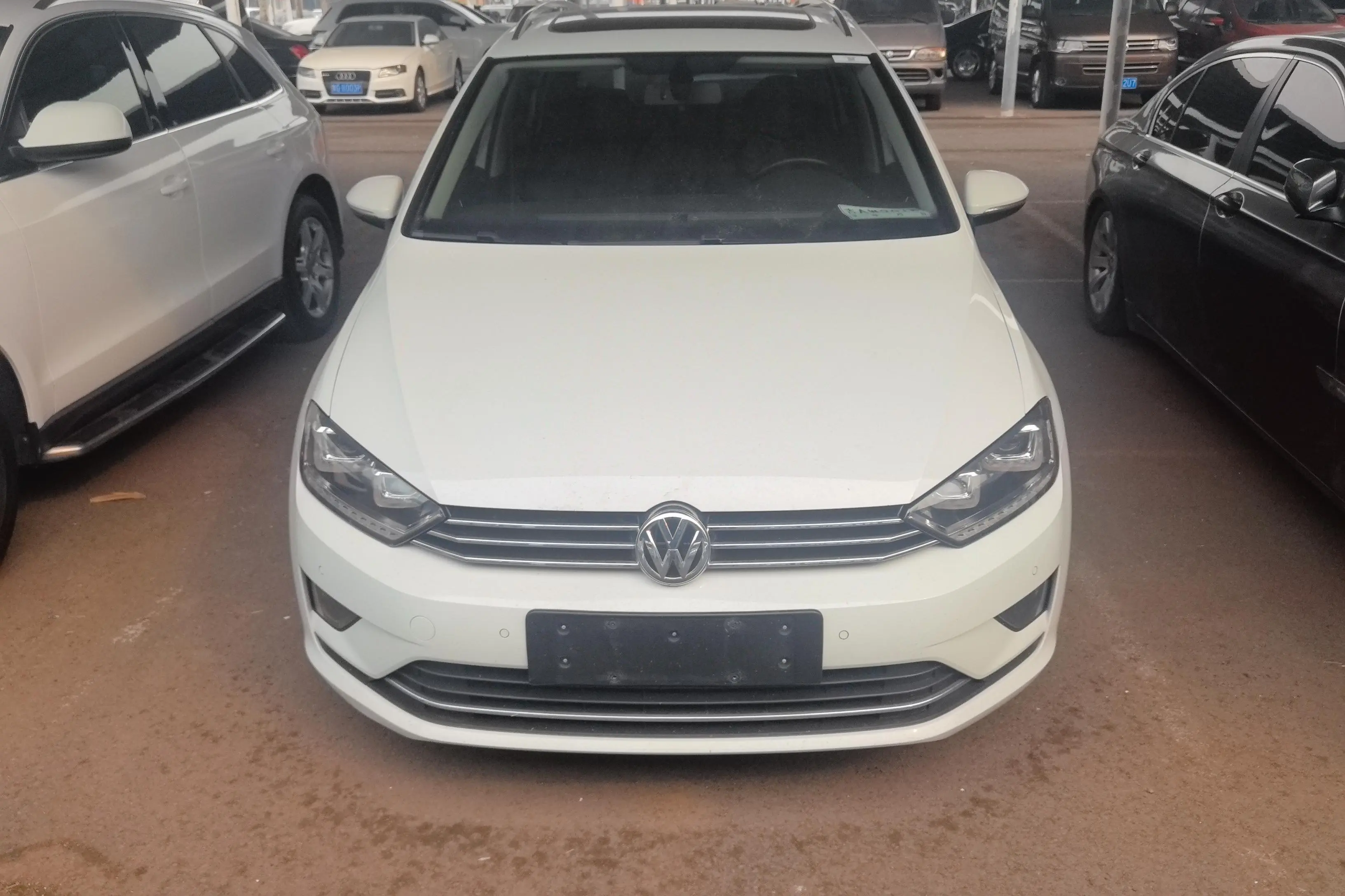 Volkswagen Golf·Jialu  из Китая