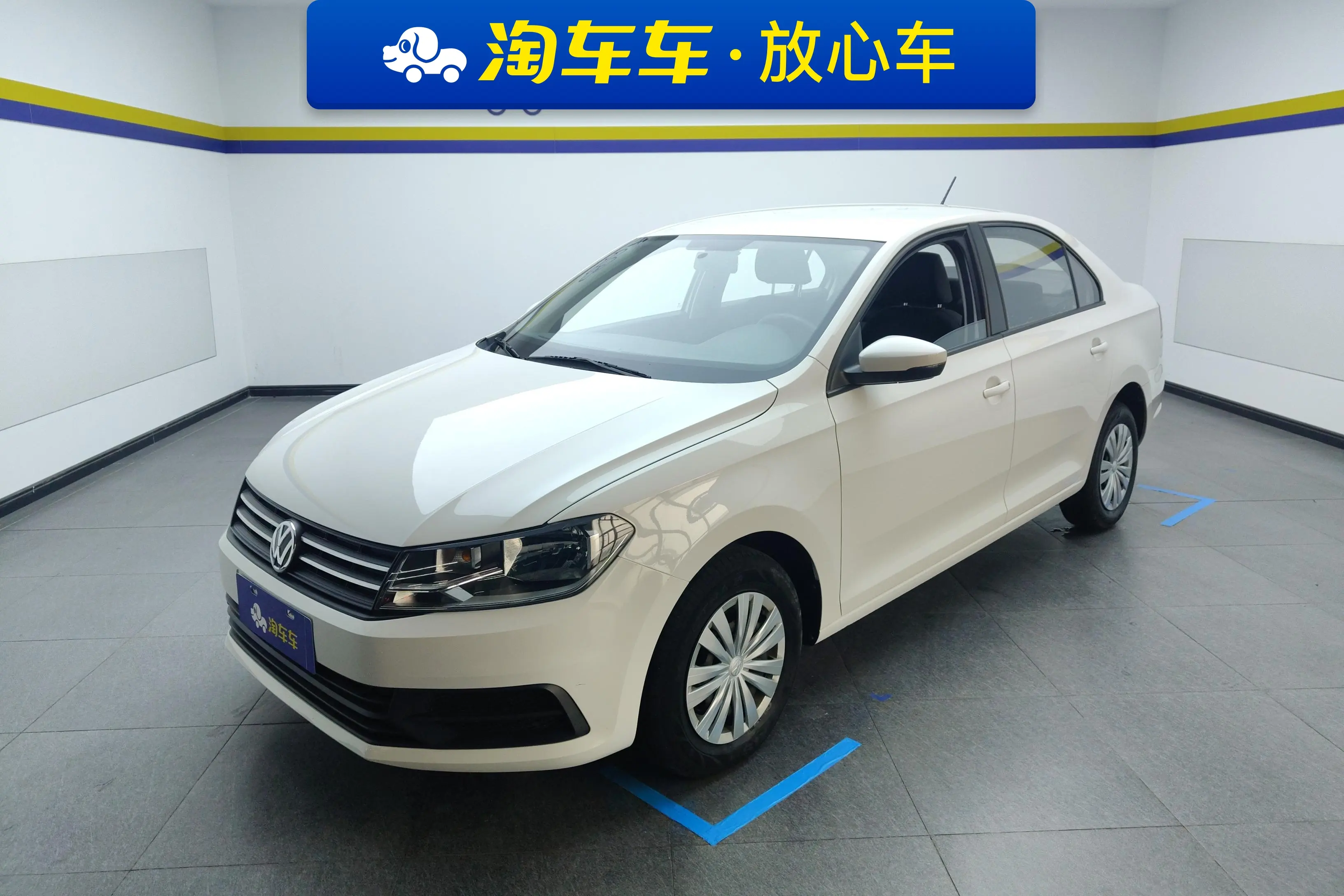 Volkswagen Santana  из Китая