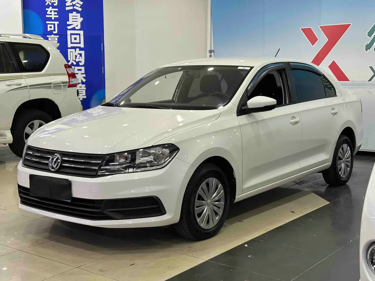 Volkswagen Santana  из Китая