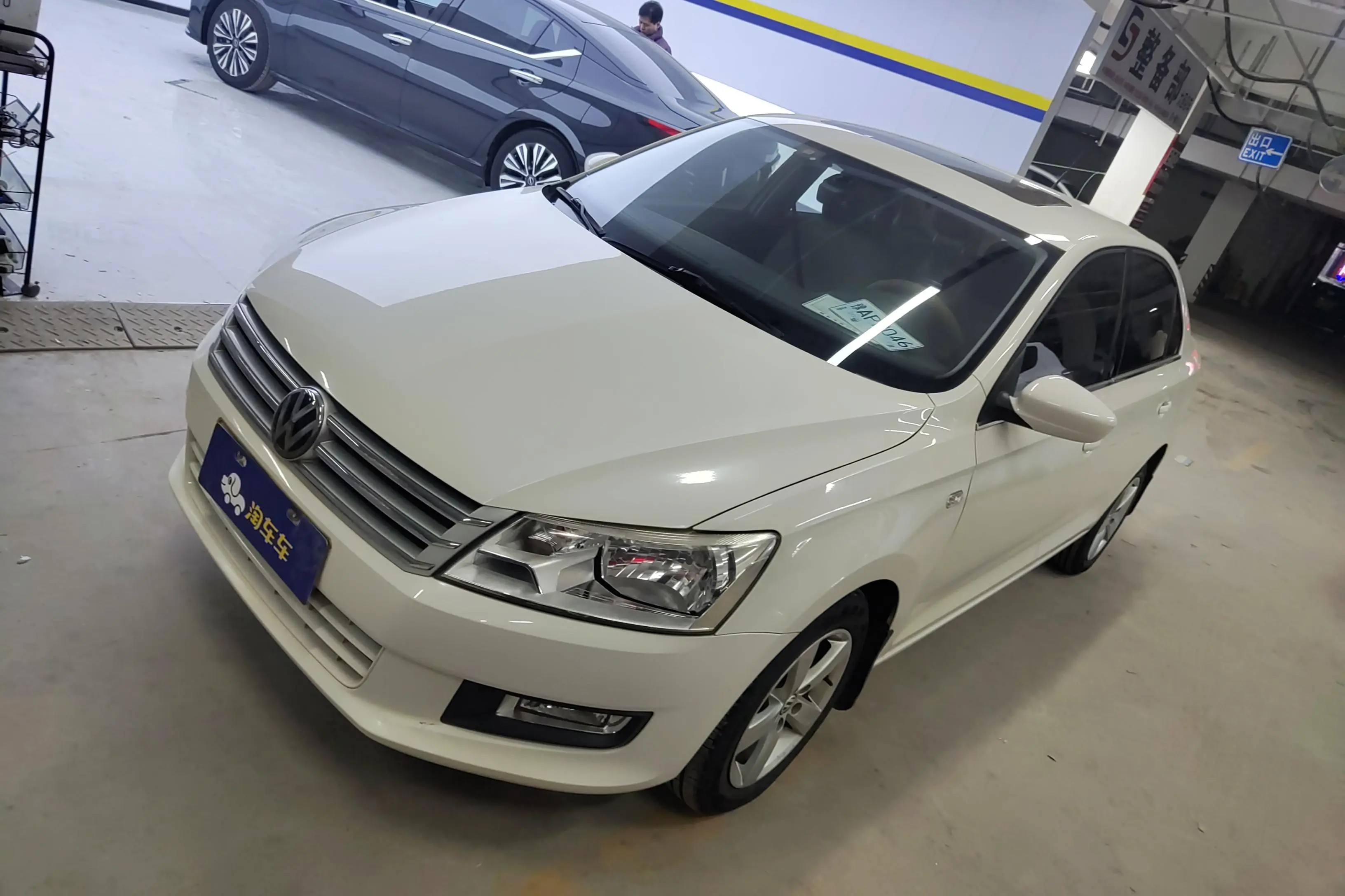 Volkswagen Santana  из Китая