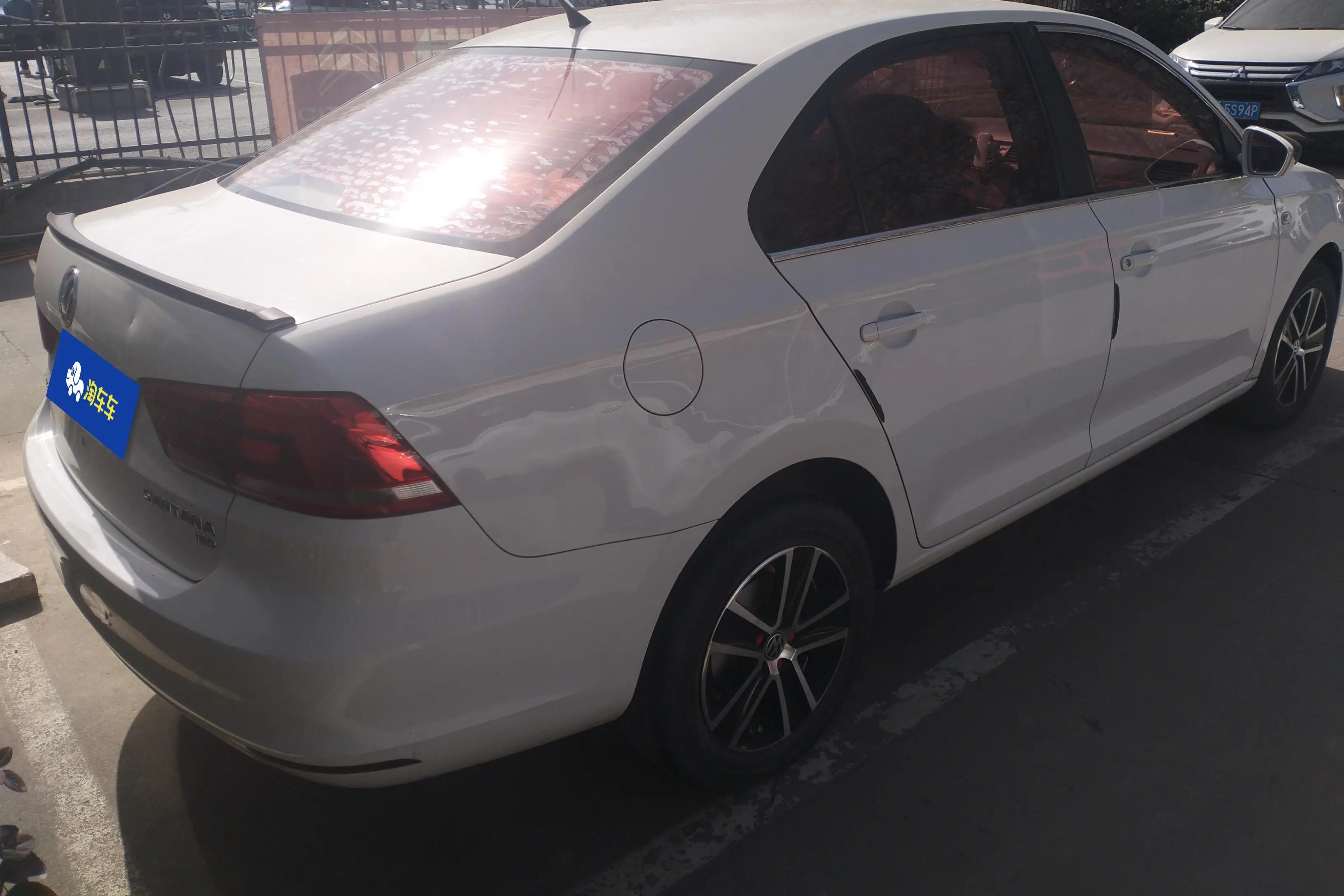 Volkswagen Santana  из Китая