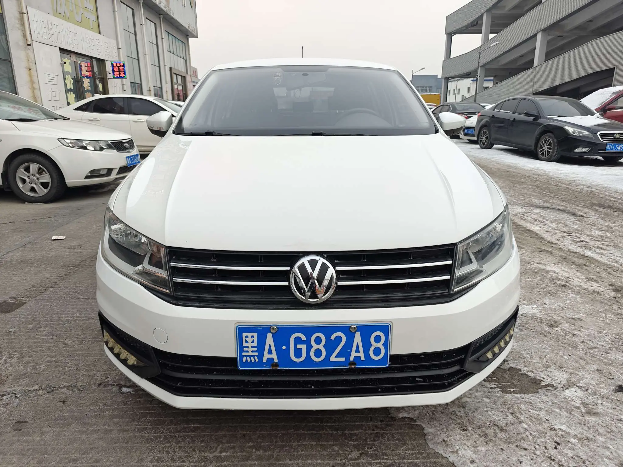 Volkswagen Santana  из Китая