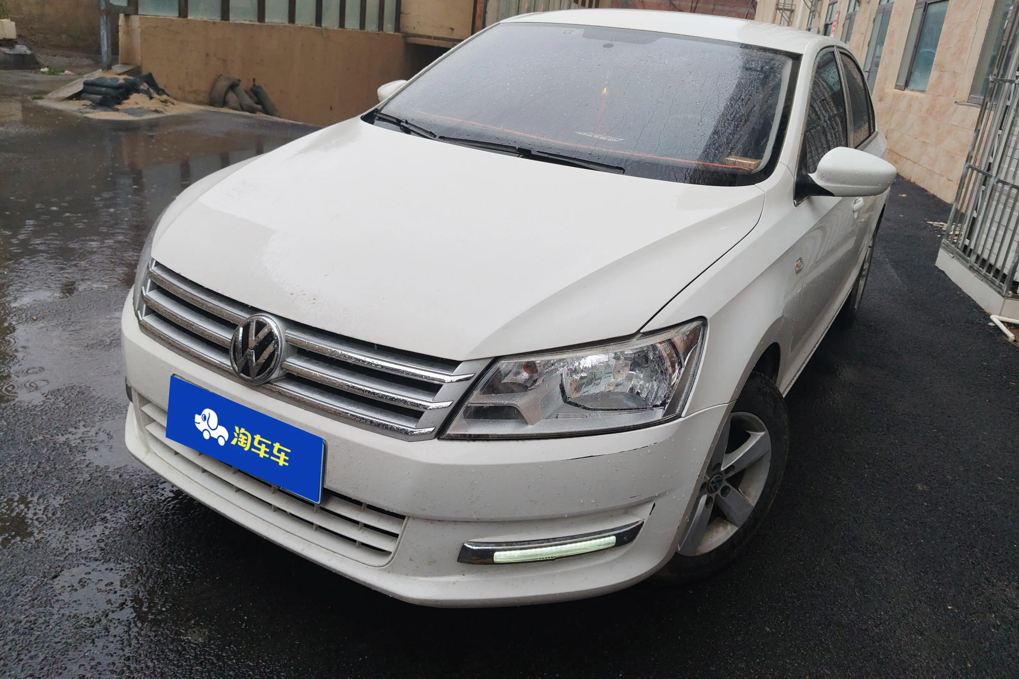 Volkswagen Santana  из Китая