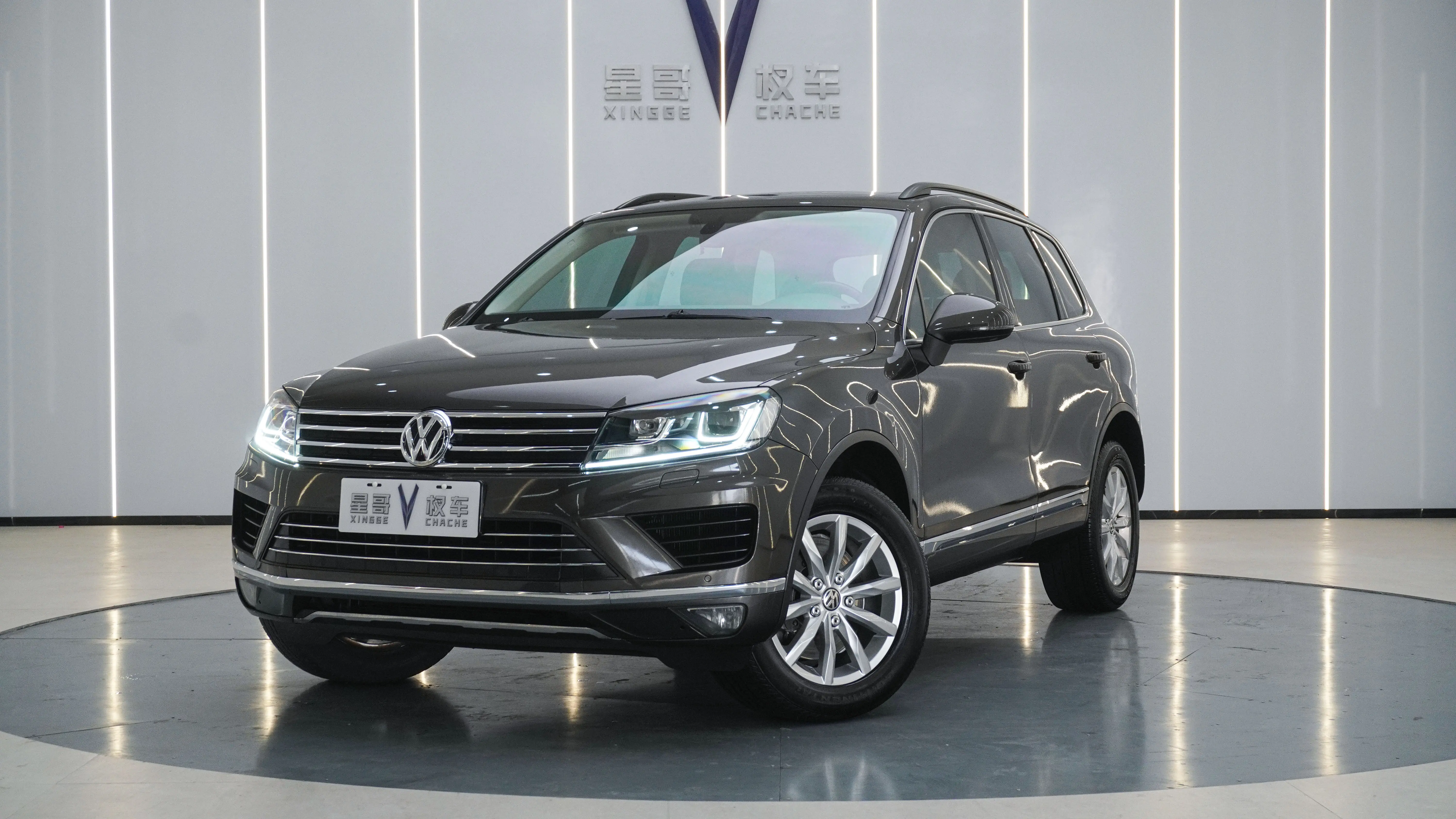 Volkswagen Touareg  из Китая