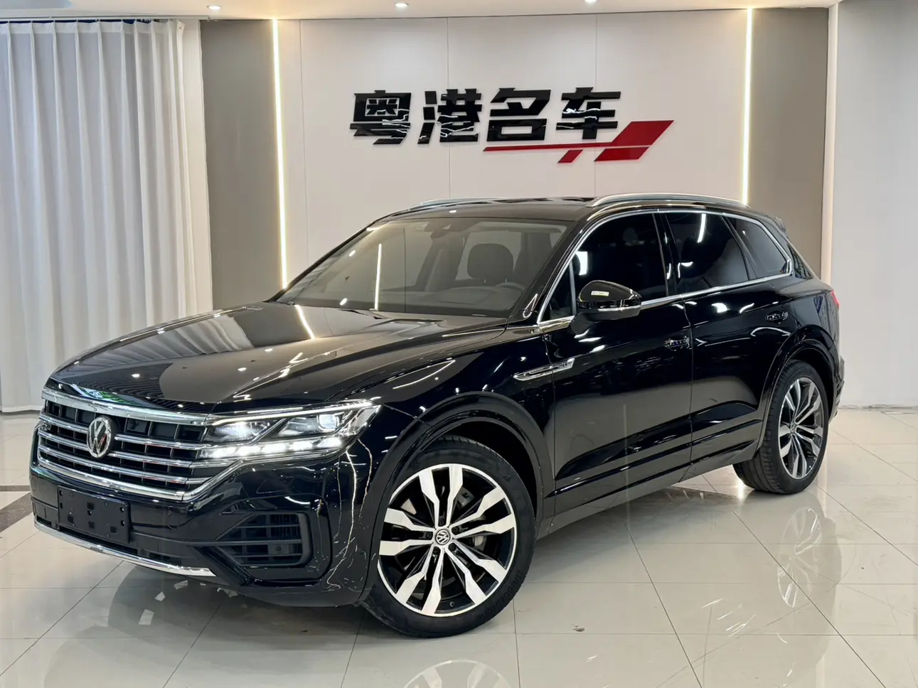 Volkswagen Touareg  из Китая