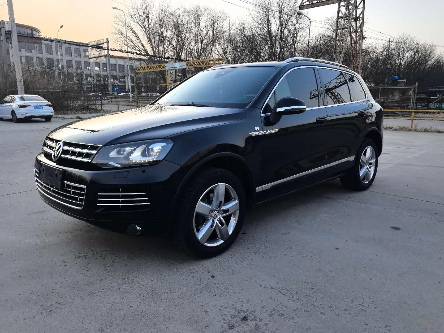 Volkswagen Touareg  из Китая