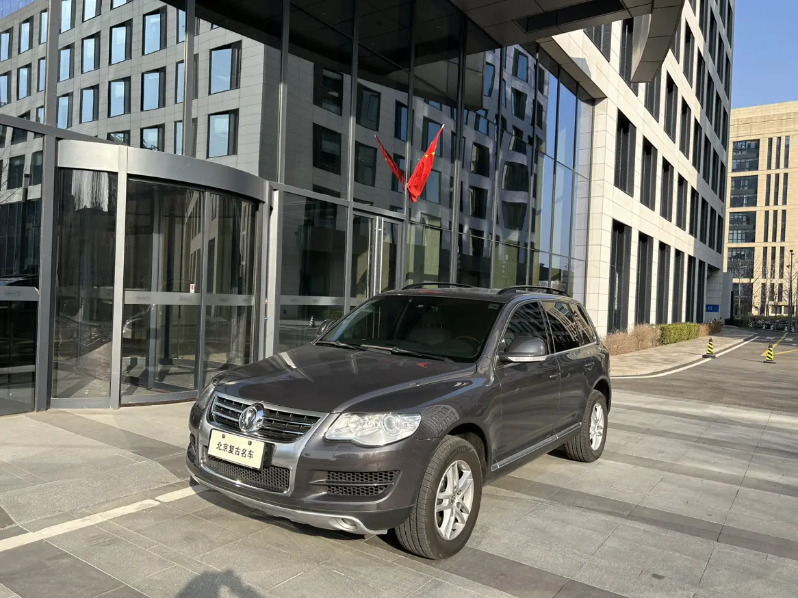 Volkswagen Touareg  из Китая