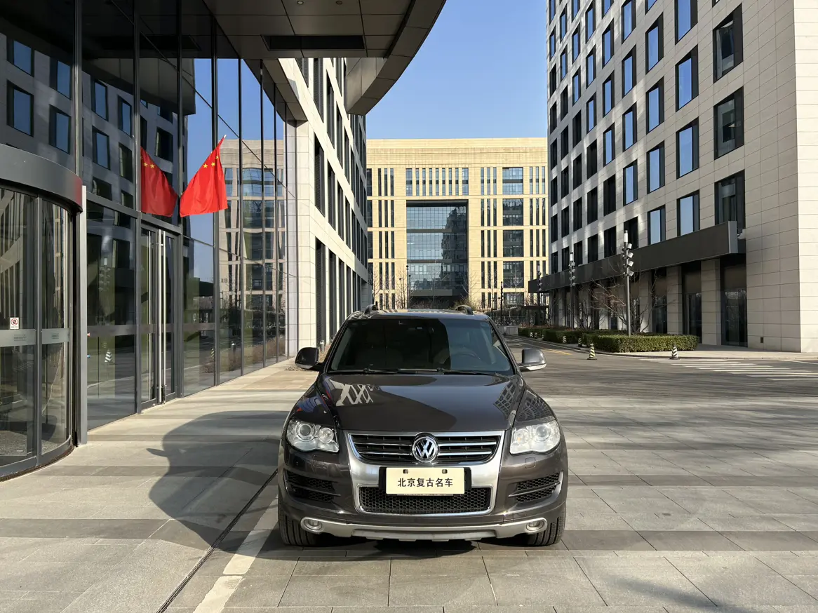 Volkswagen Touareg  из Китая