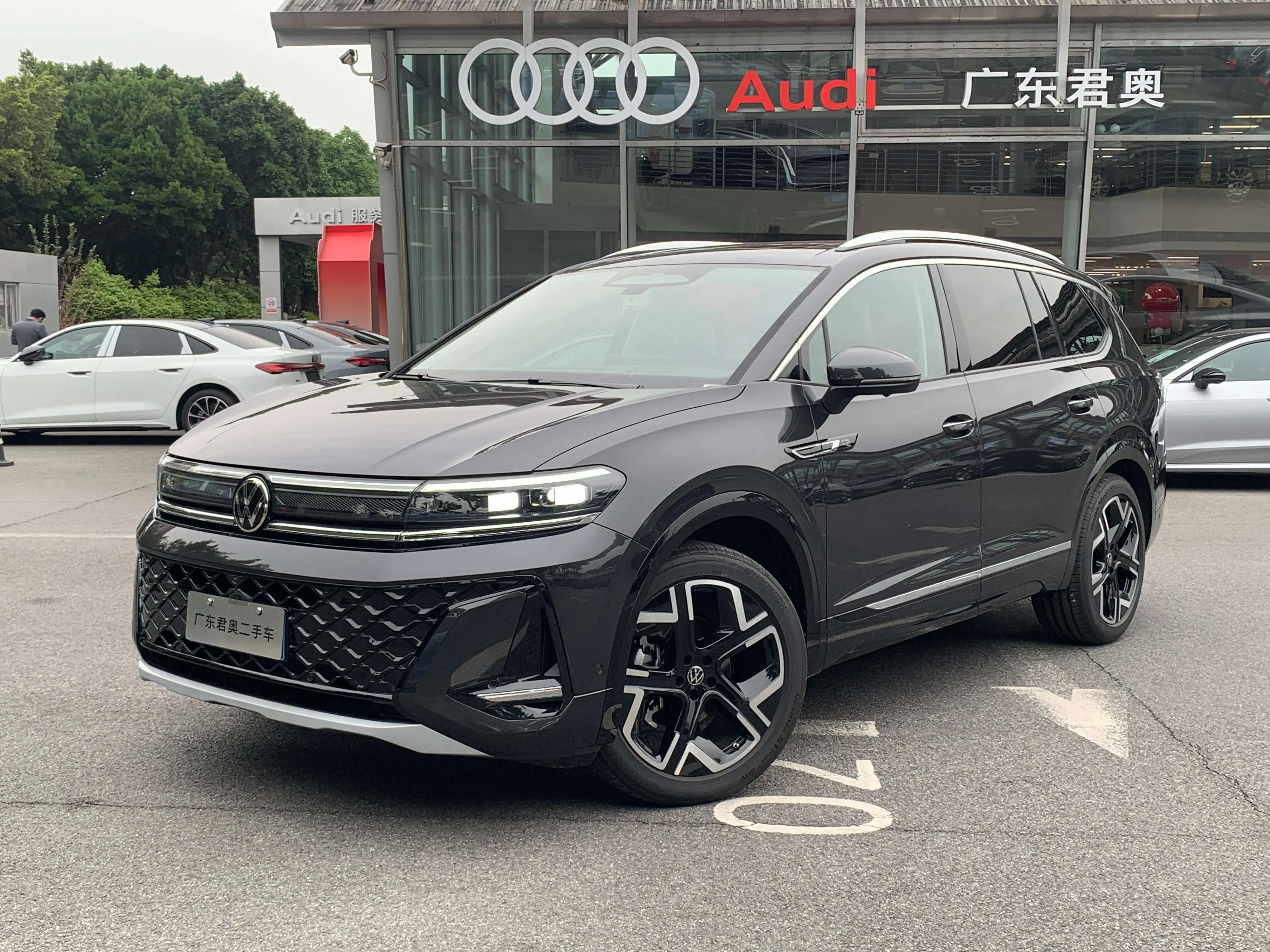 Volkswagen Talagon (Lan Jing)  из Китая