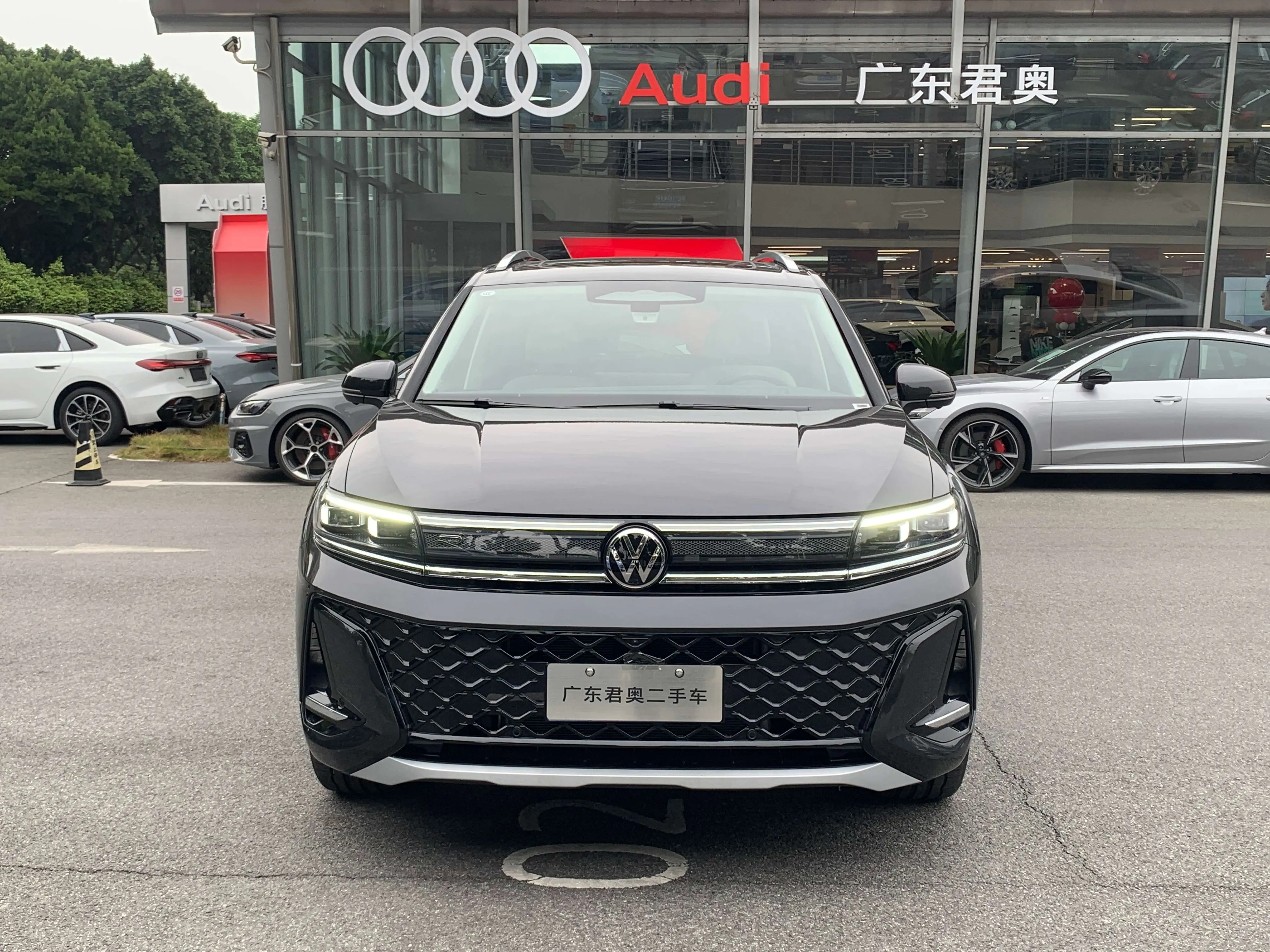 Volkswagen Talagon (Lan Jing)  из Китая