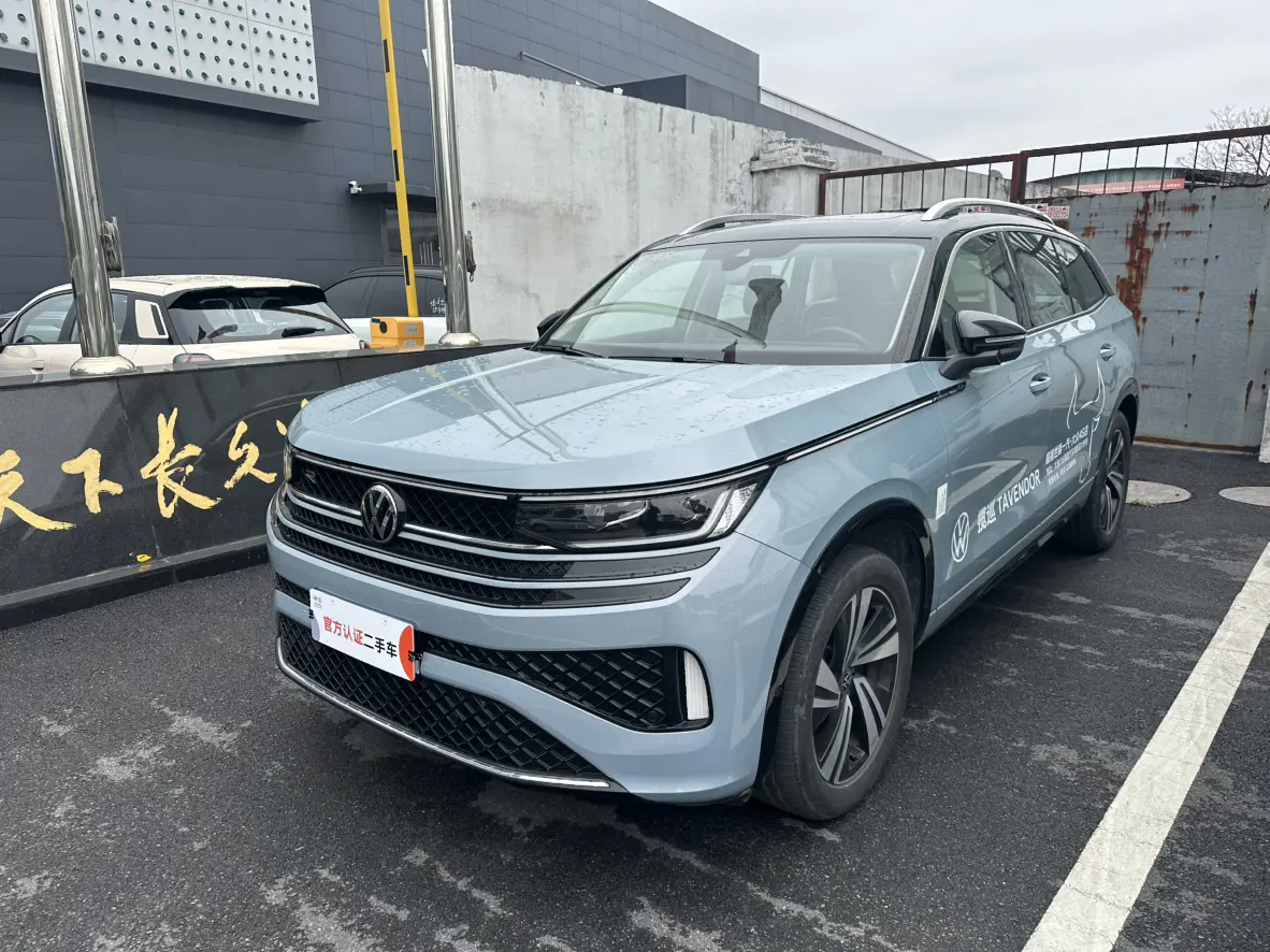 Volkswagen Patrol  из Китая