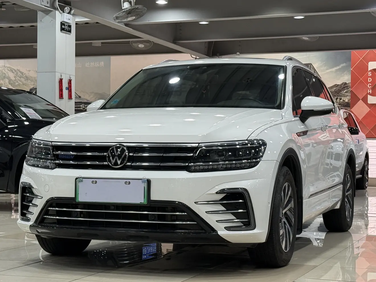 Volkswagen Tiguan L PHEV  из Китая