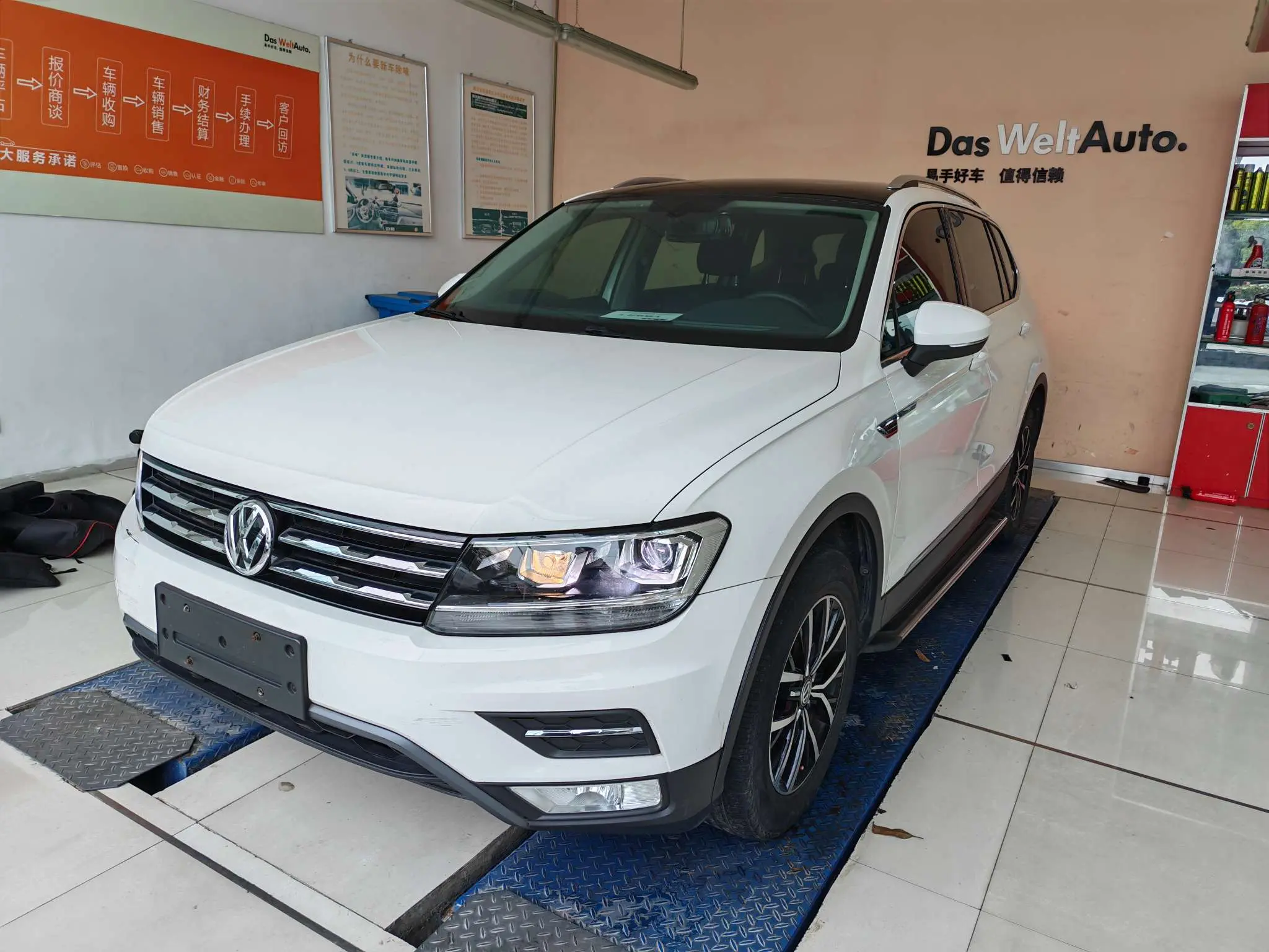 Volkswagen Tiguan L  из Китая