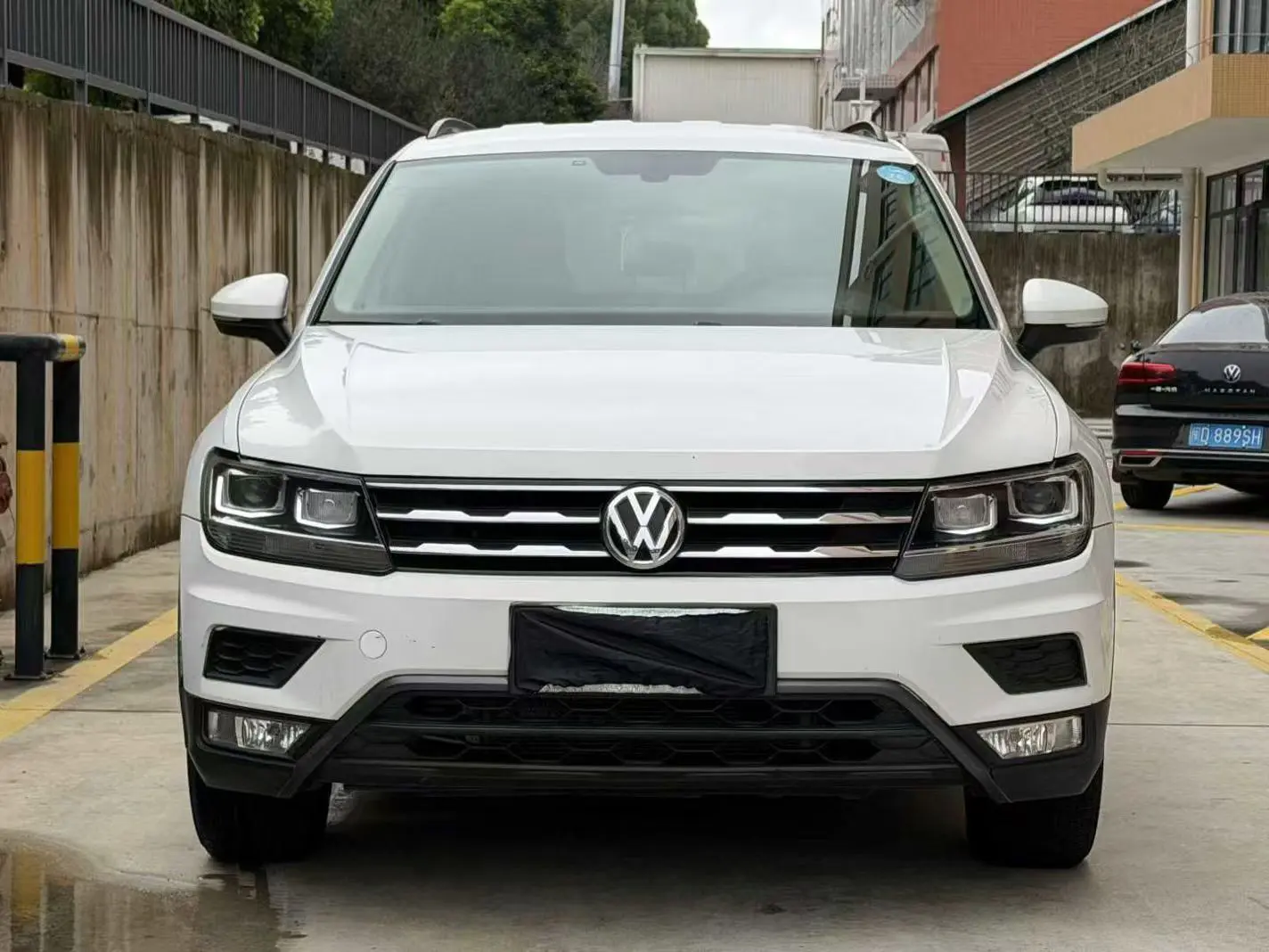 Volkswagen Tiguan L  из Китая