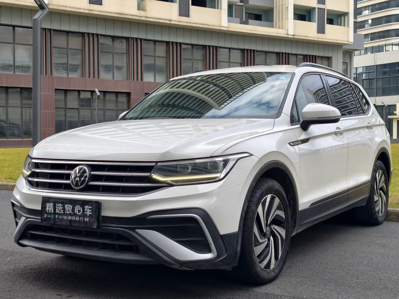 Volkswagen Tiguan L  из Китая