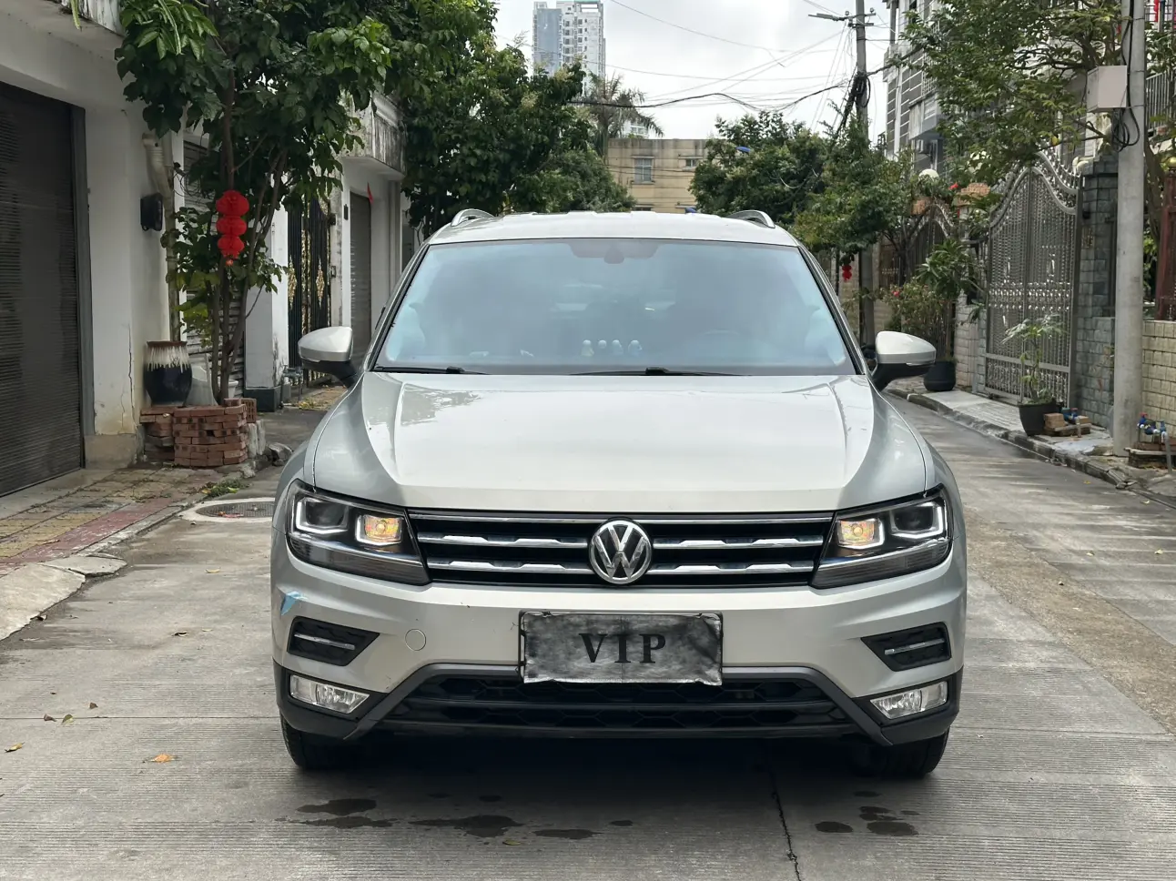 Volkswagen Tiguan L  из Китая