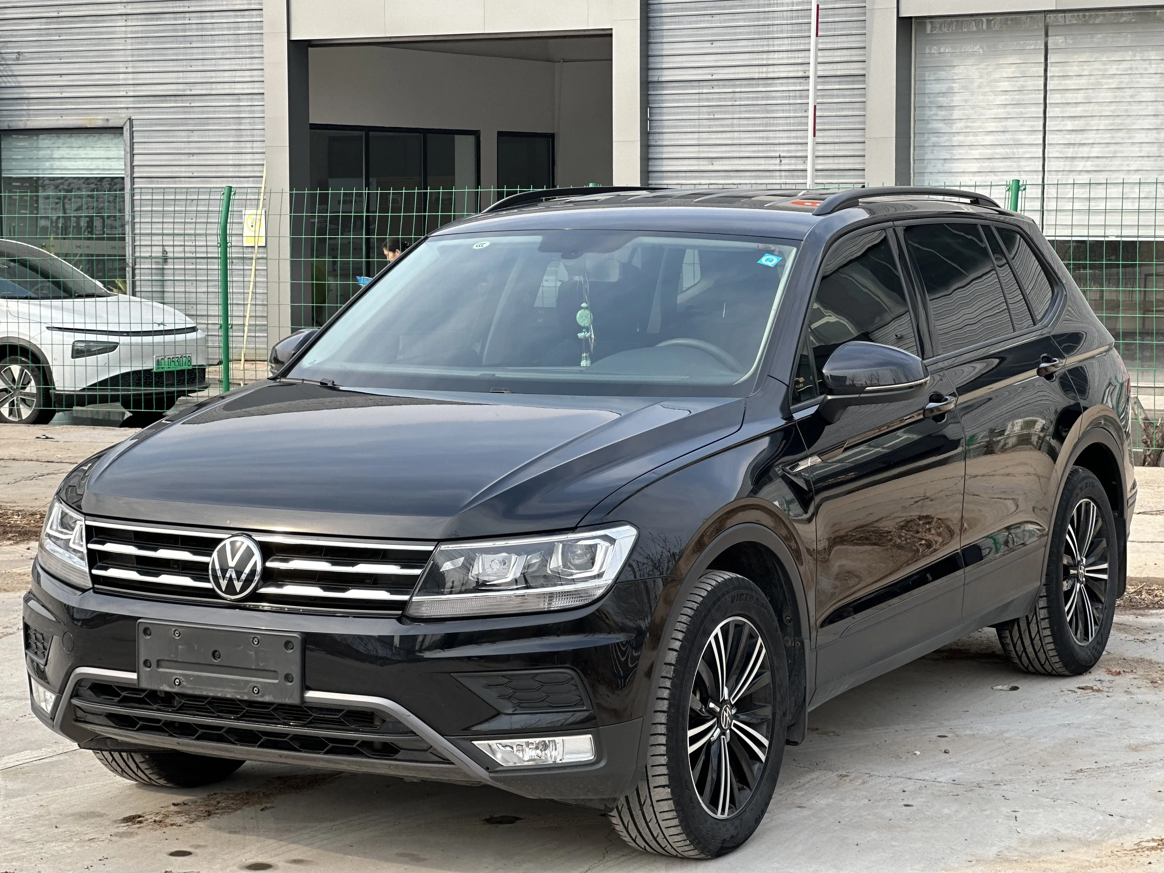 Volkswagen Tiguan L  из Китая