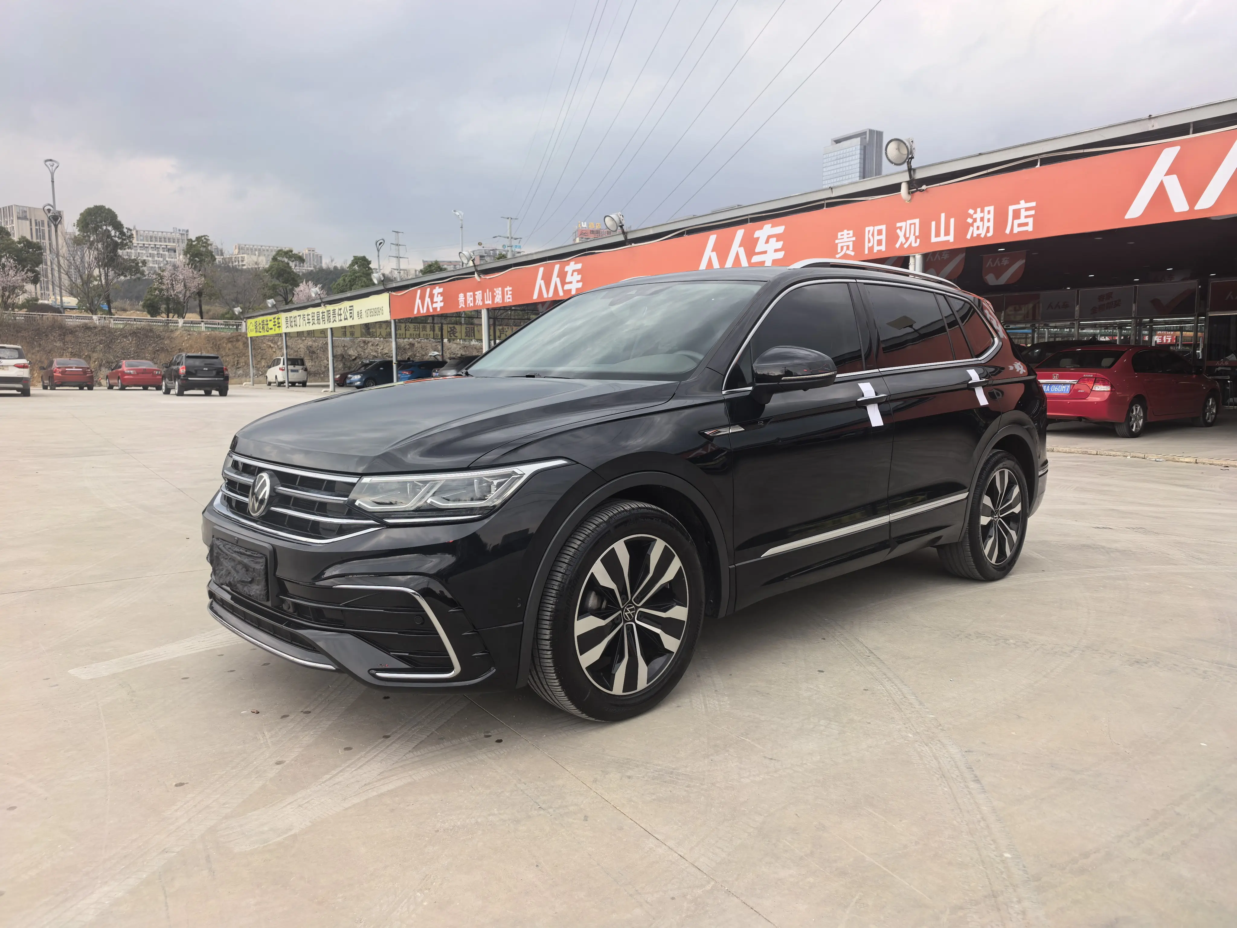 Volkswagen Tiguan L  из Китая