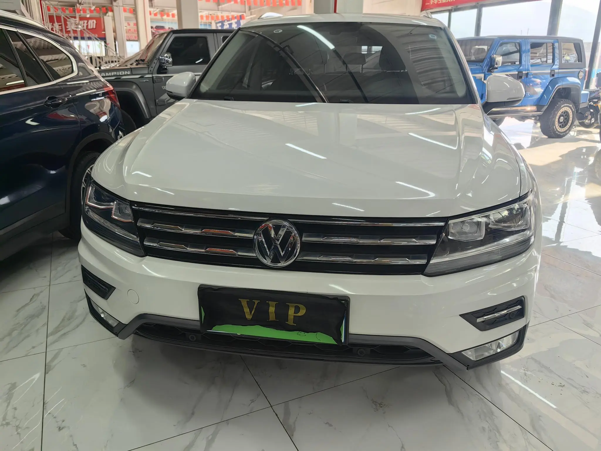 Volkswagen Tiguan L  из Китая