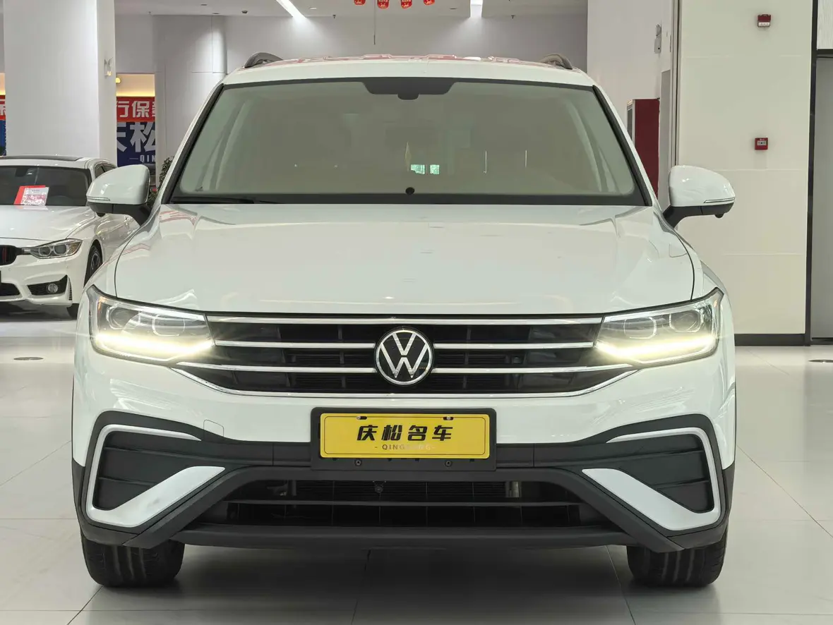 Volkswagen Tiguan L  из Китая