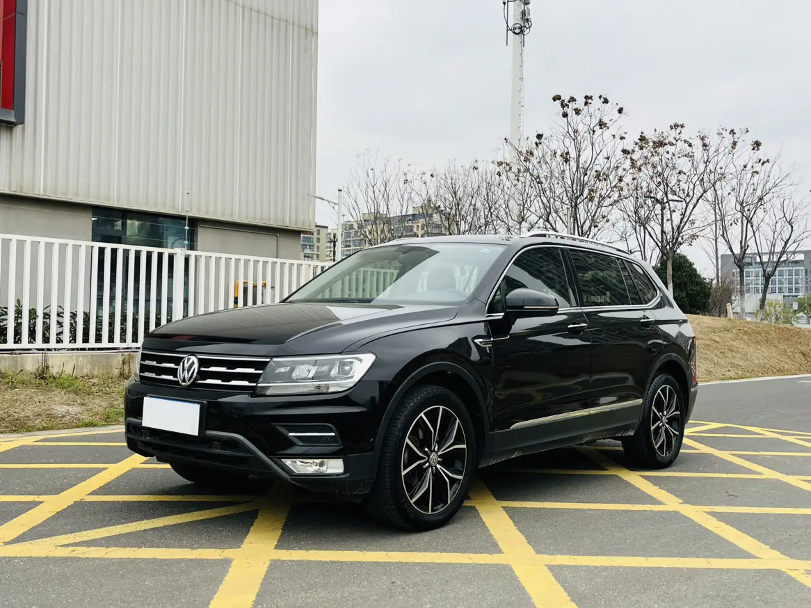 Volkswagen Tiguan L  из Китая