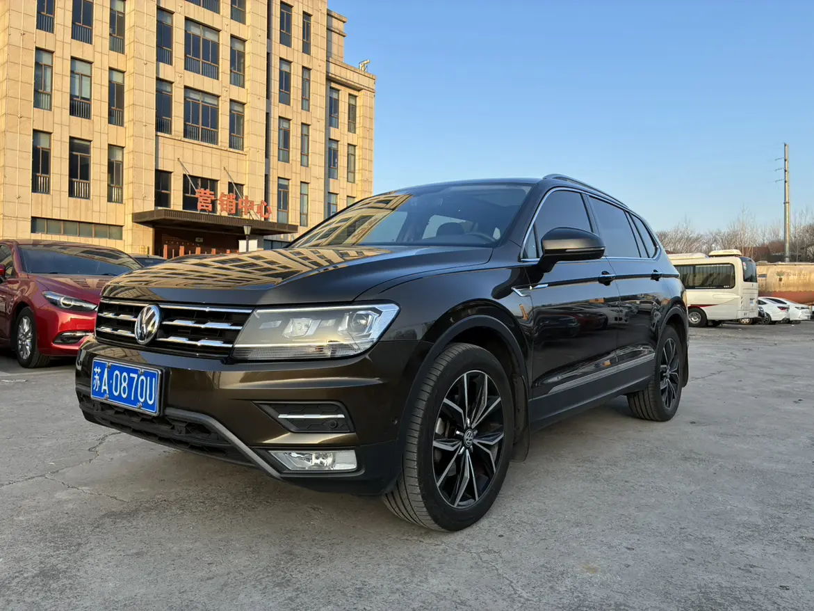 Volkswagen Tiguan L  из Китая