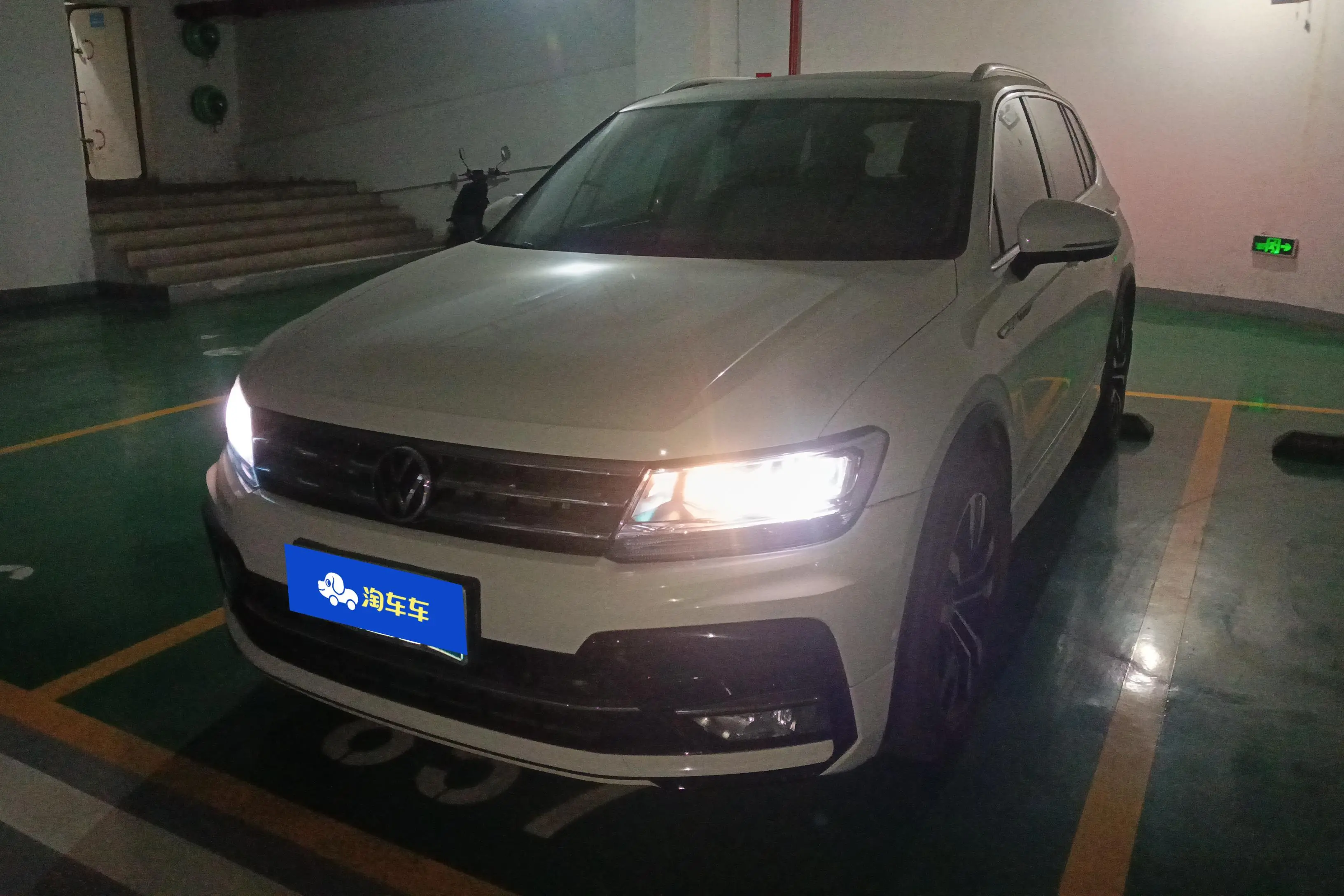 Volkswagen Tiguan L  из Китая