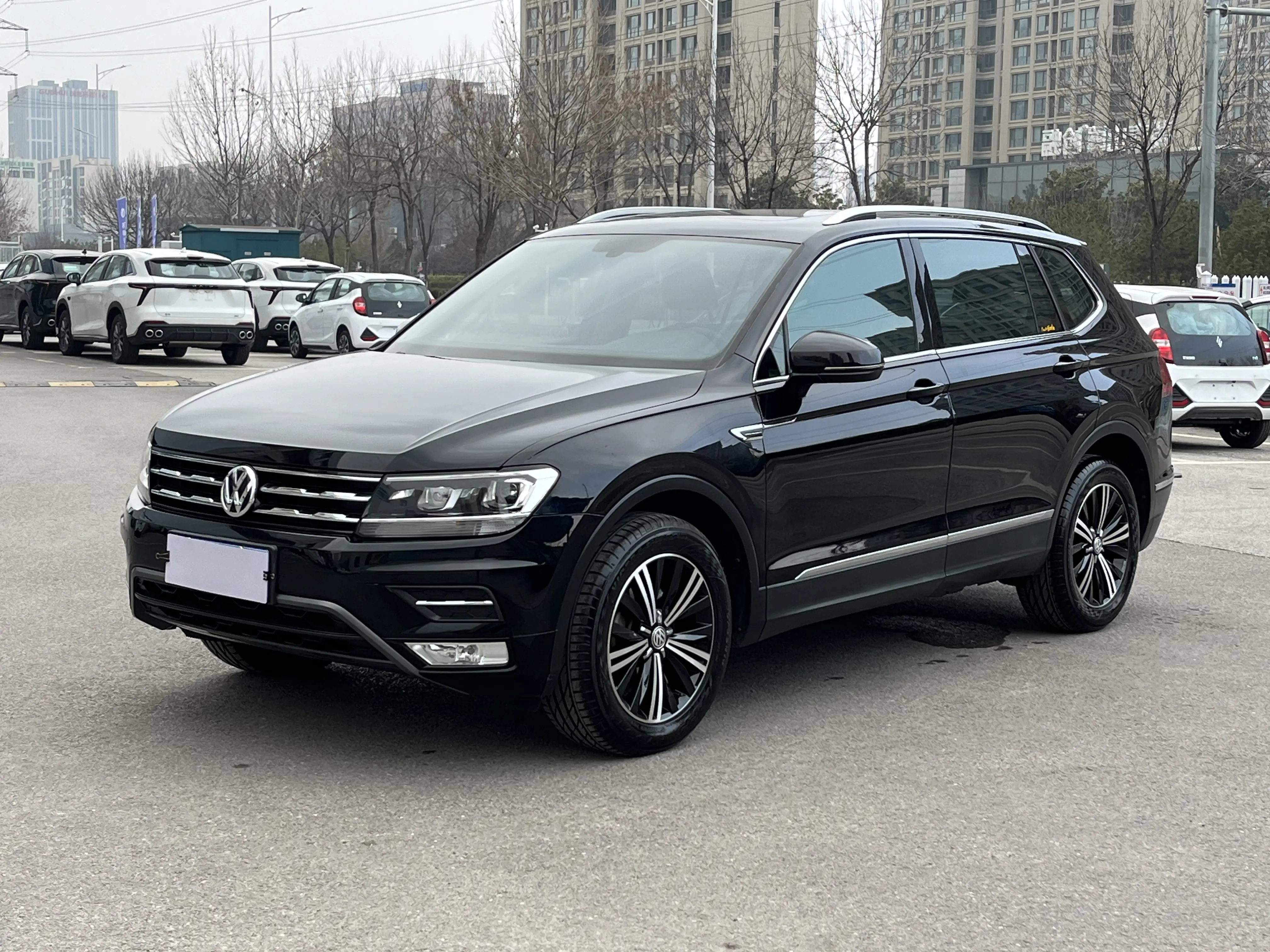 Volkswagen Tiguan L  из Китая