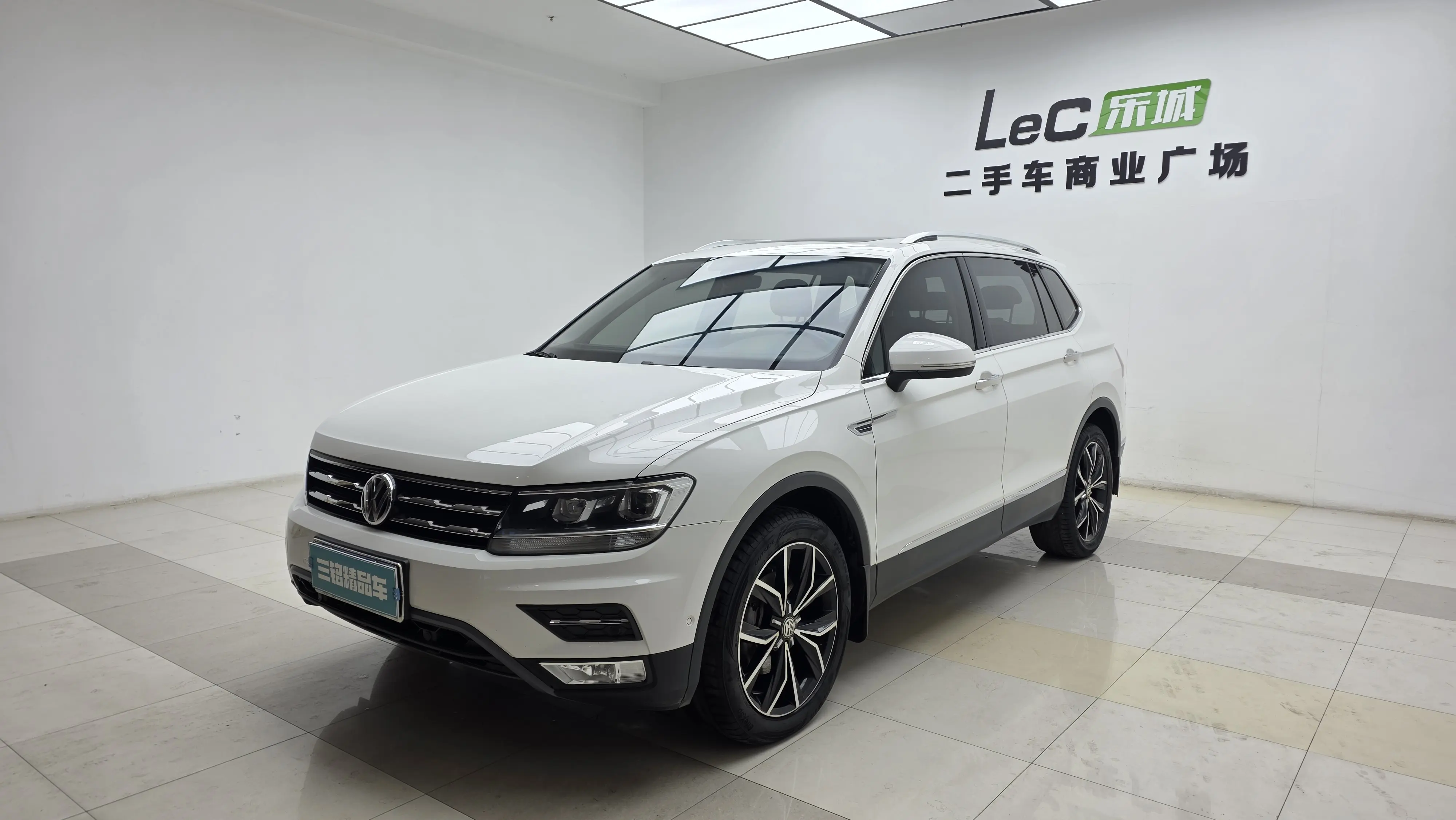 Volkswagen Tiguan L  из Китая