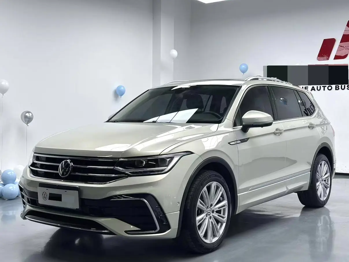 Volkswagen Tiguan L  из Китая