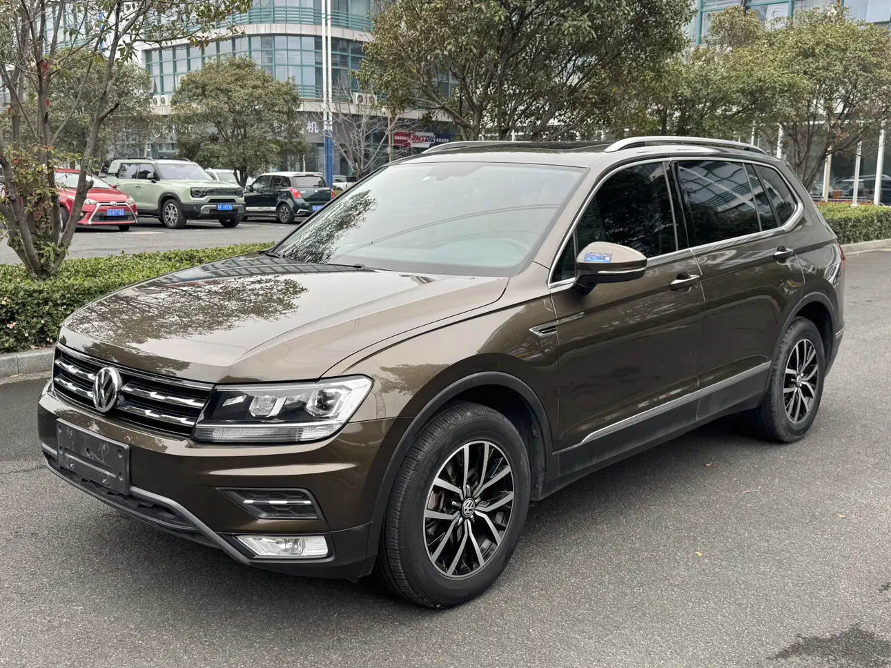 Volkswagen Tiguan L  из Китая