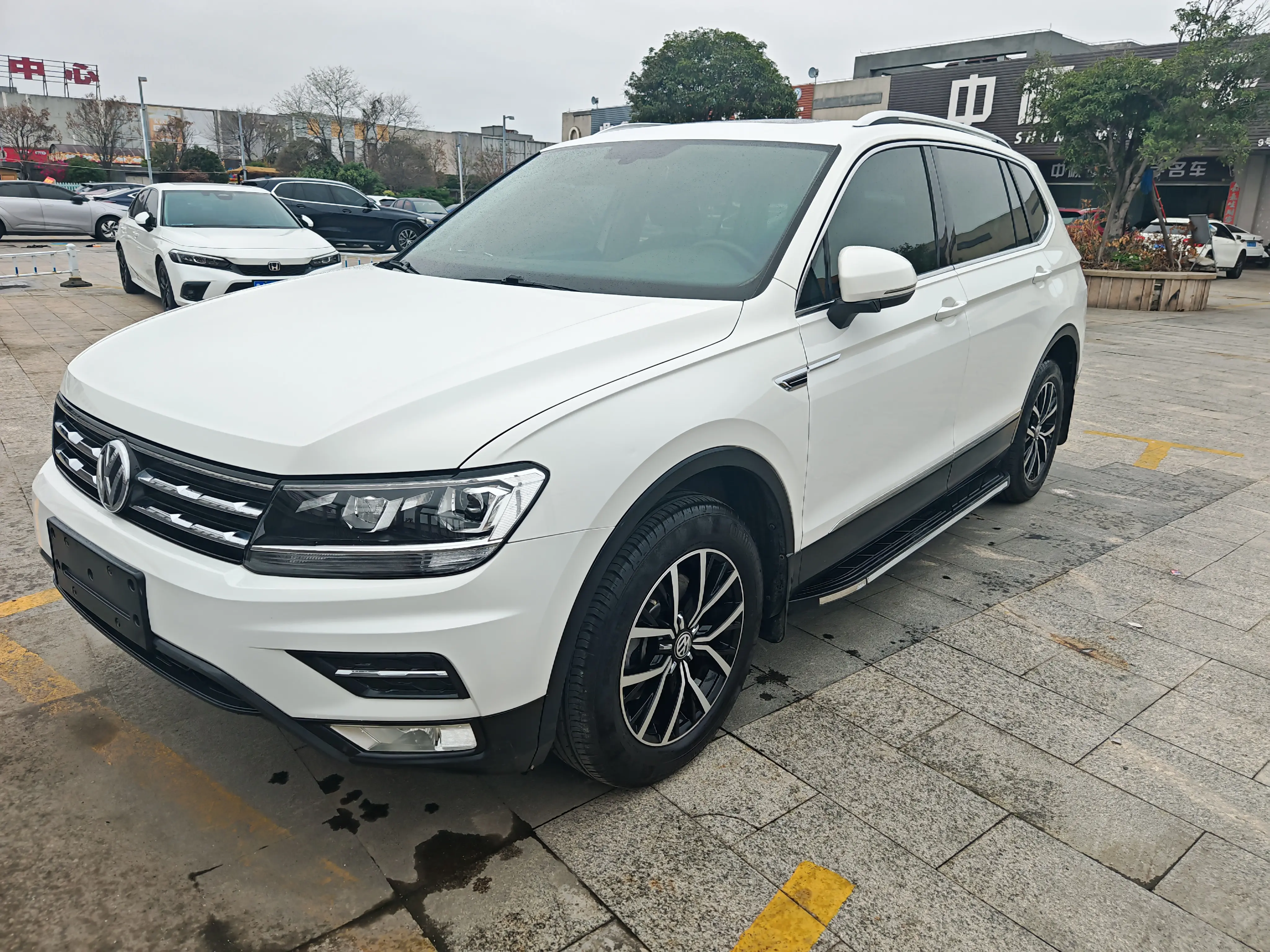 Volkswagen Tiguan L  из Китая