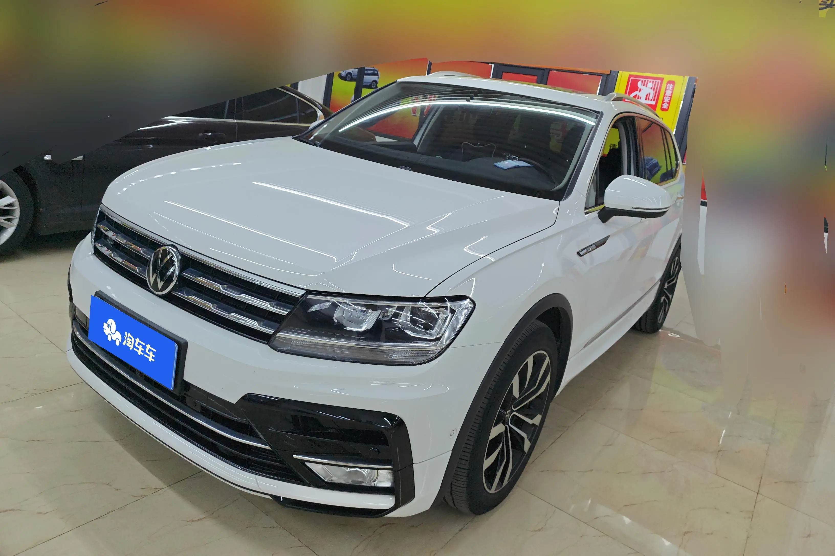 Volkswagen Tiguan L  из Китая