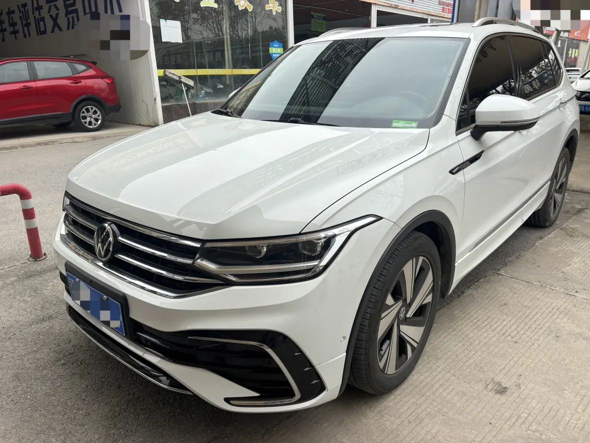 Volkswagen Tiguan L  из Китая