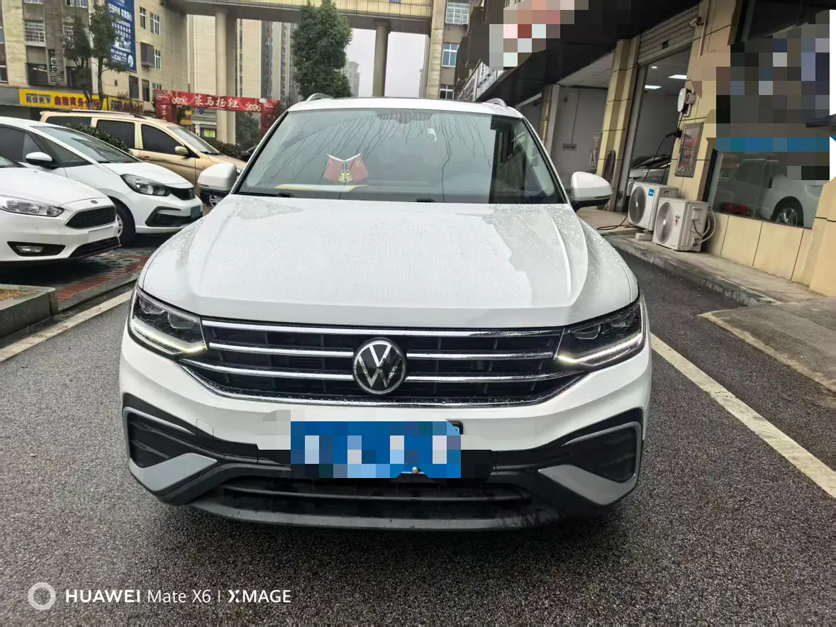 Volkswagen Tiguan L  из Китая
