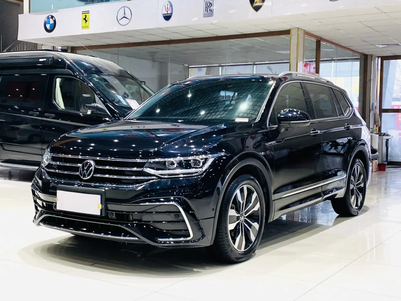 Volkswagen Tiguan L  из Китая