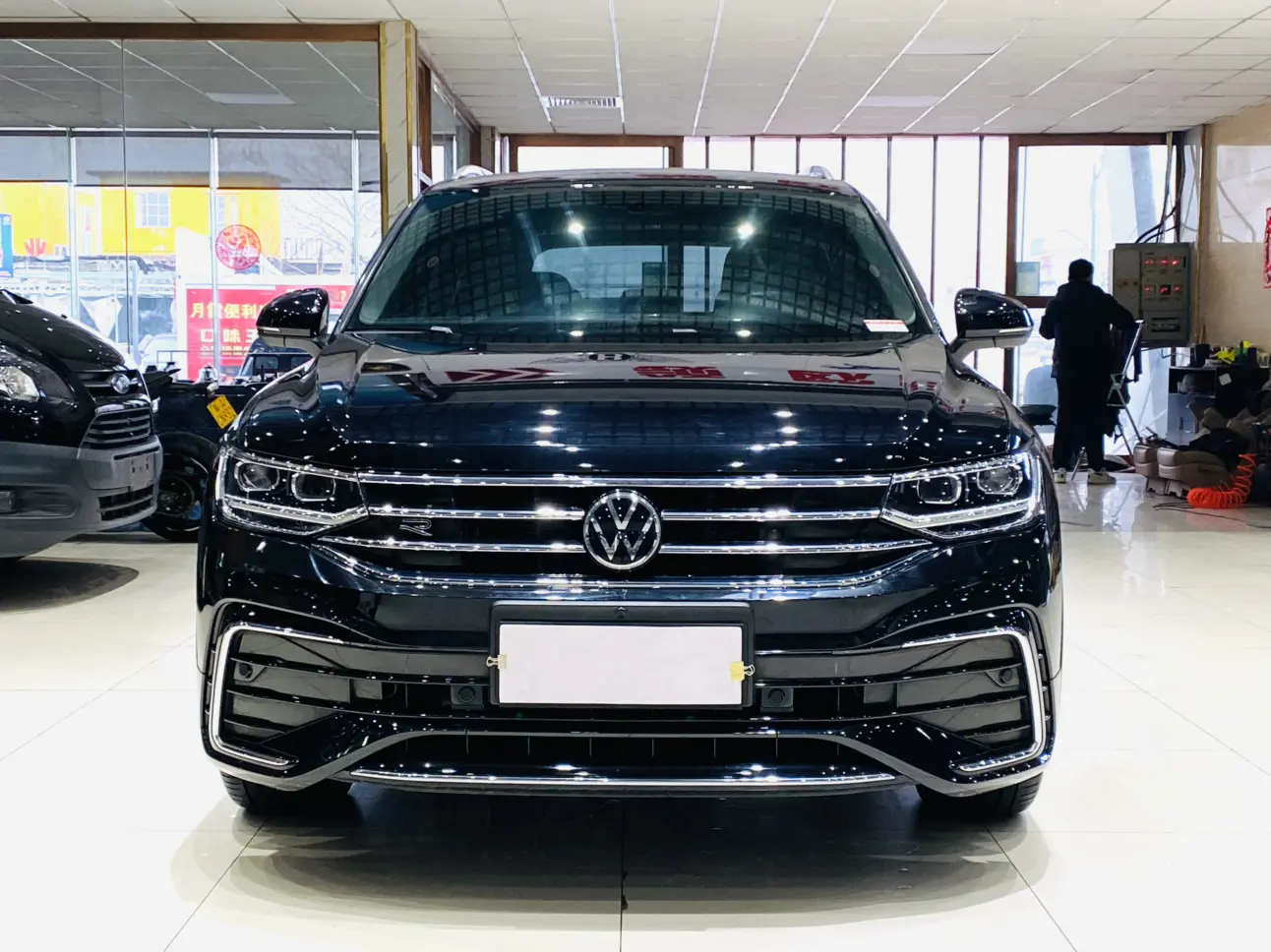 Volkswagen Tiguan L  из Китая