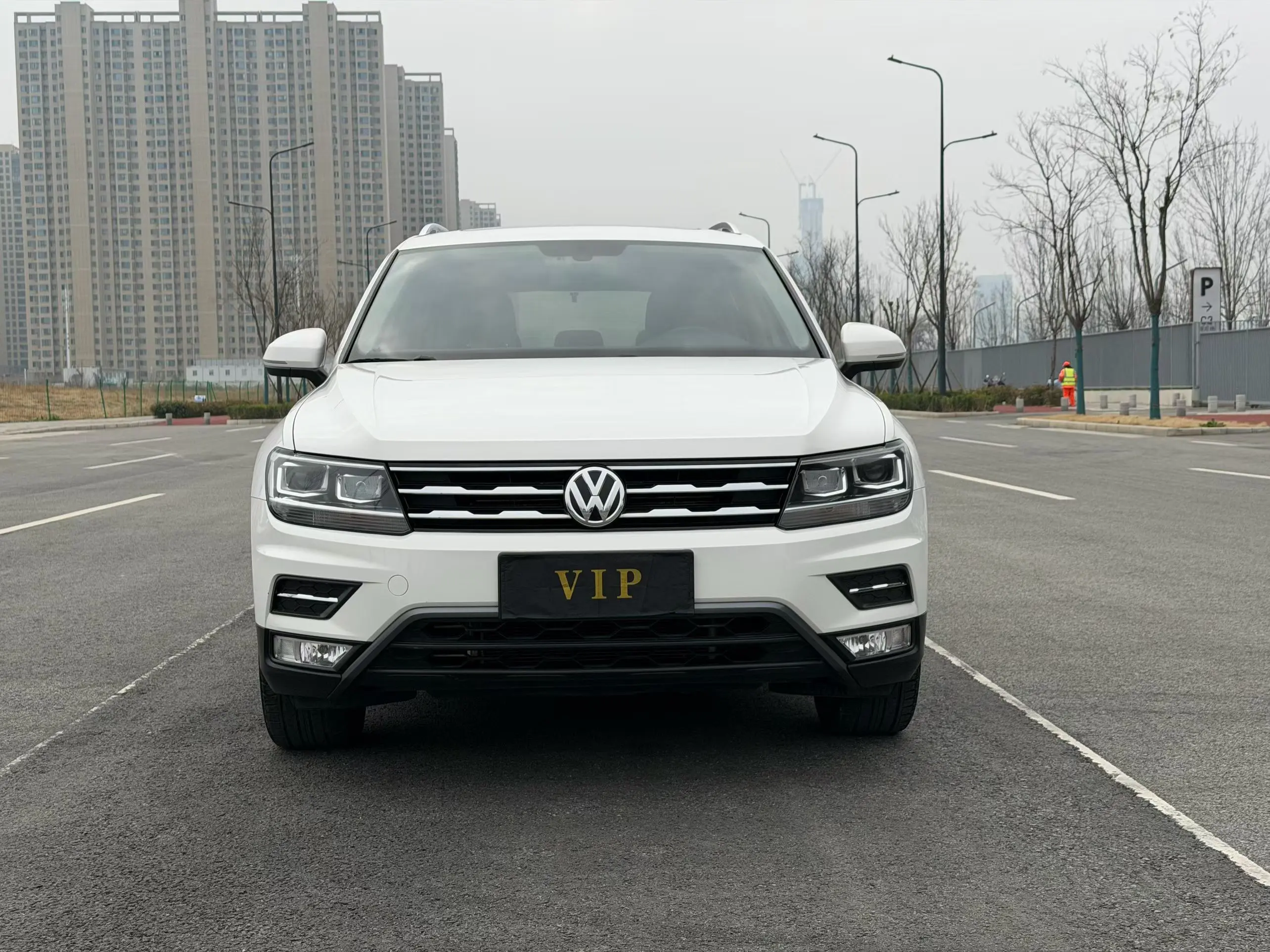 Volkswagen Tiguan L  из Китая