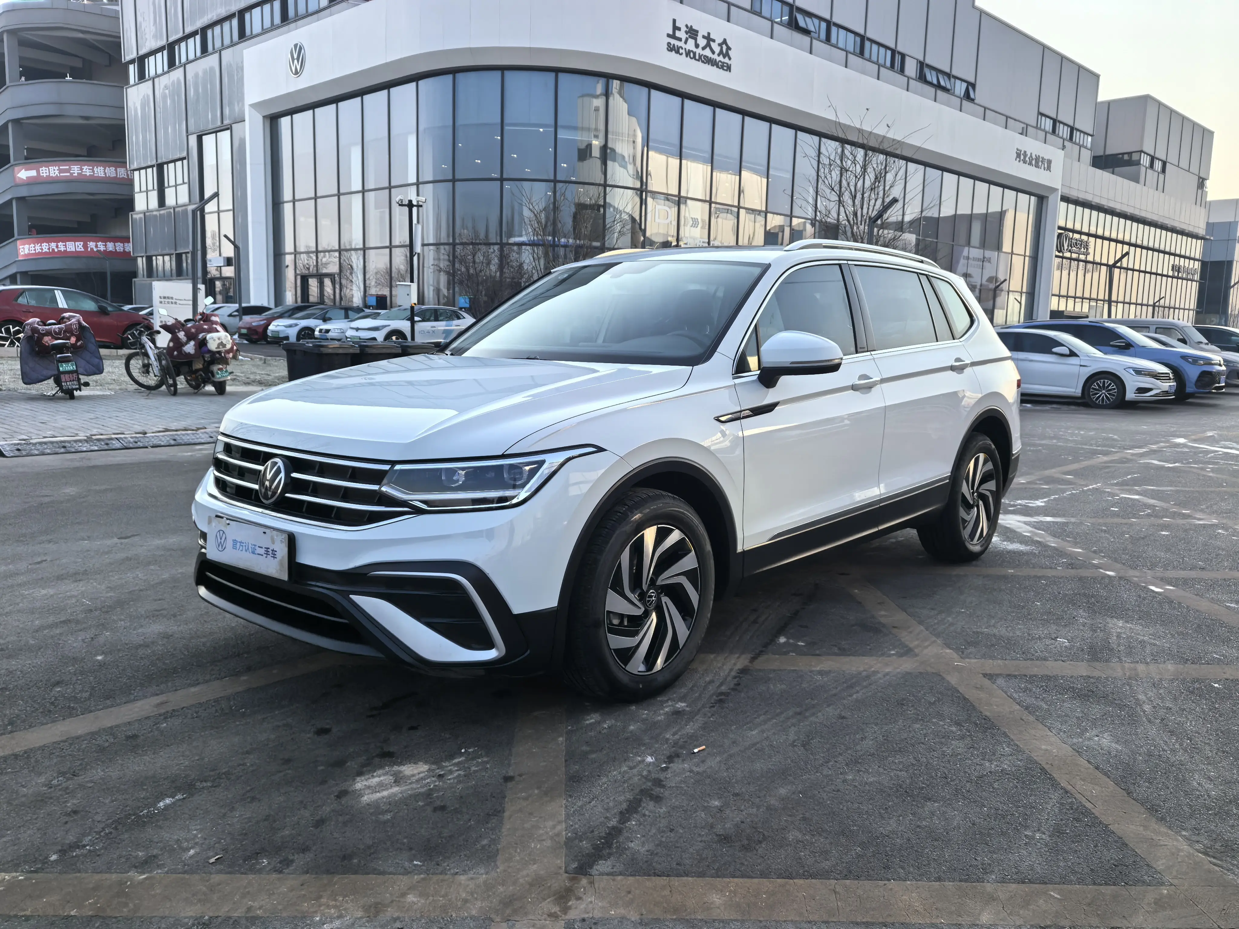 Volkswagen Tiguan L  из Китая