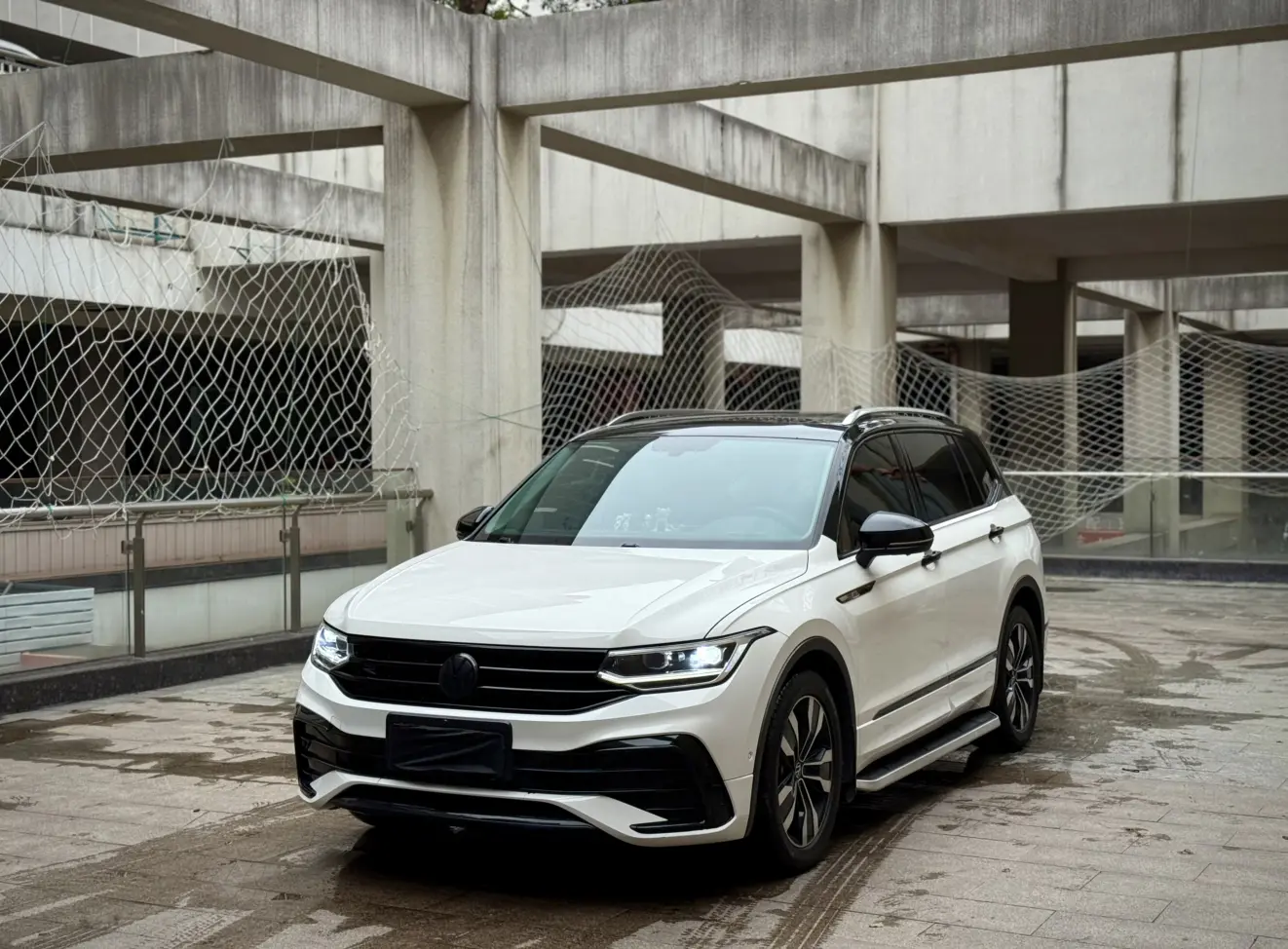 Volkswagen Tiguan L  из Китая