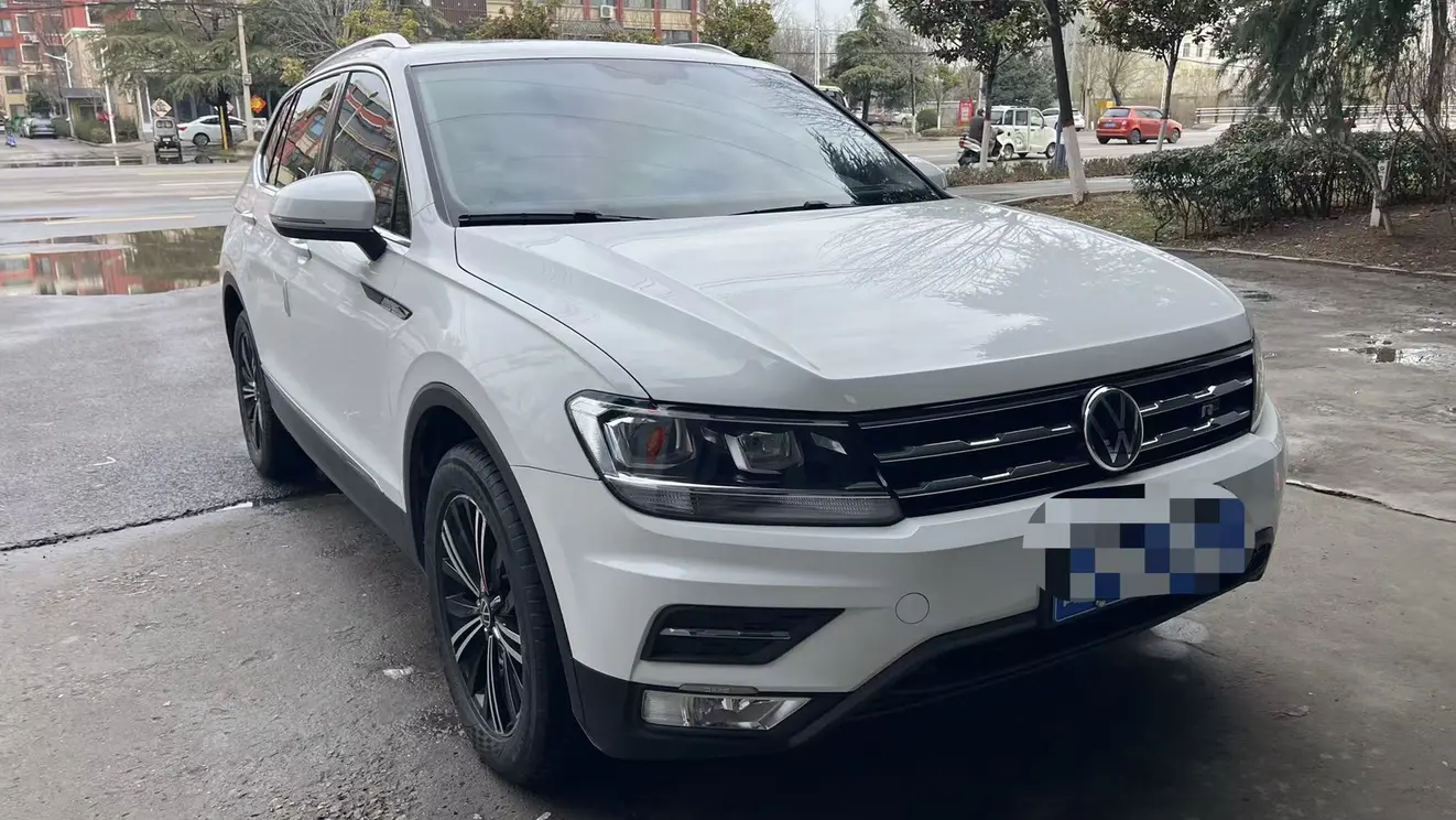 Volkswagen Tiguan L  из Китая