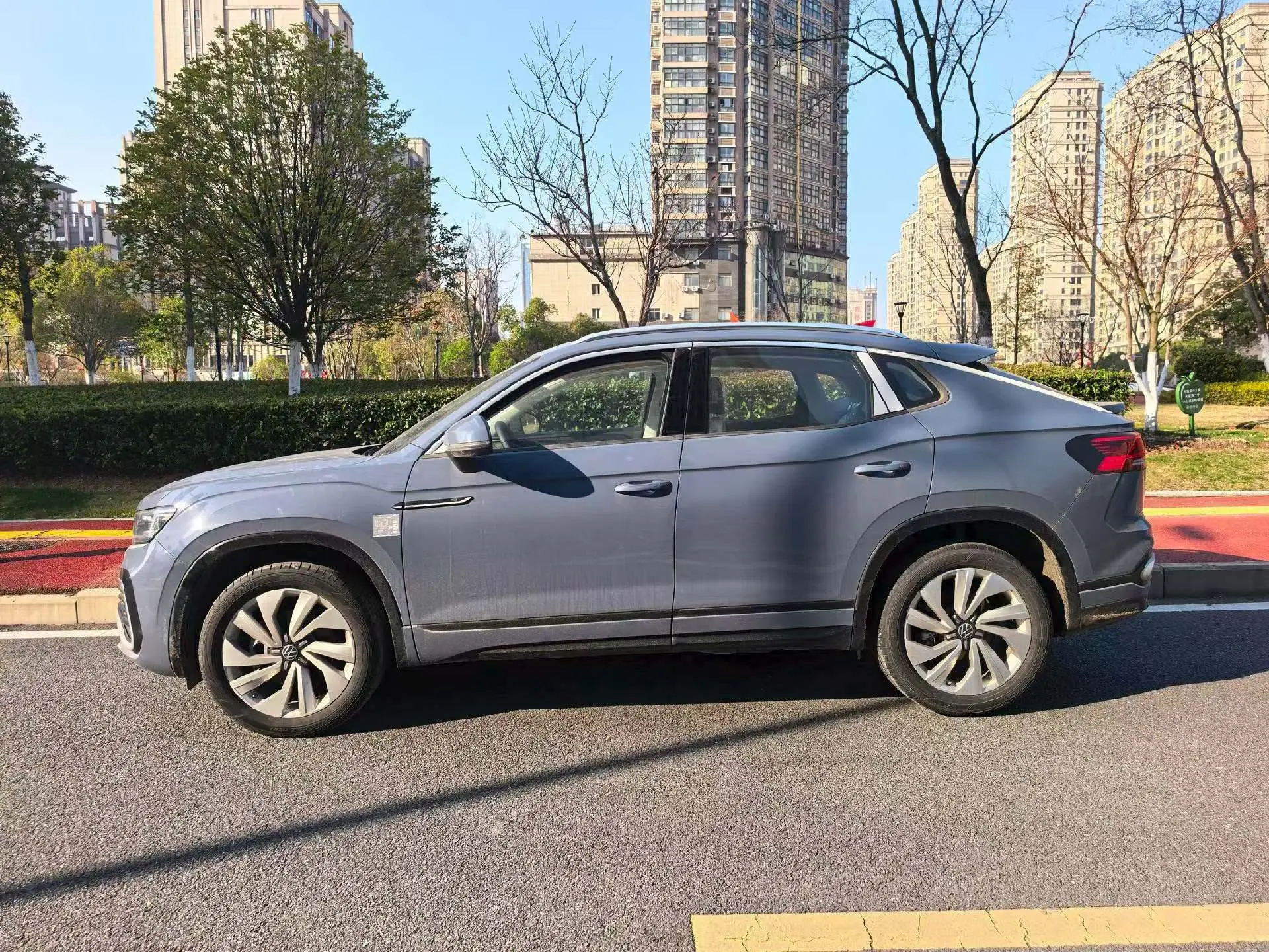 Volkswagen Tayron X  из Китая