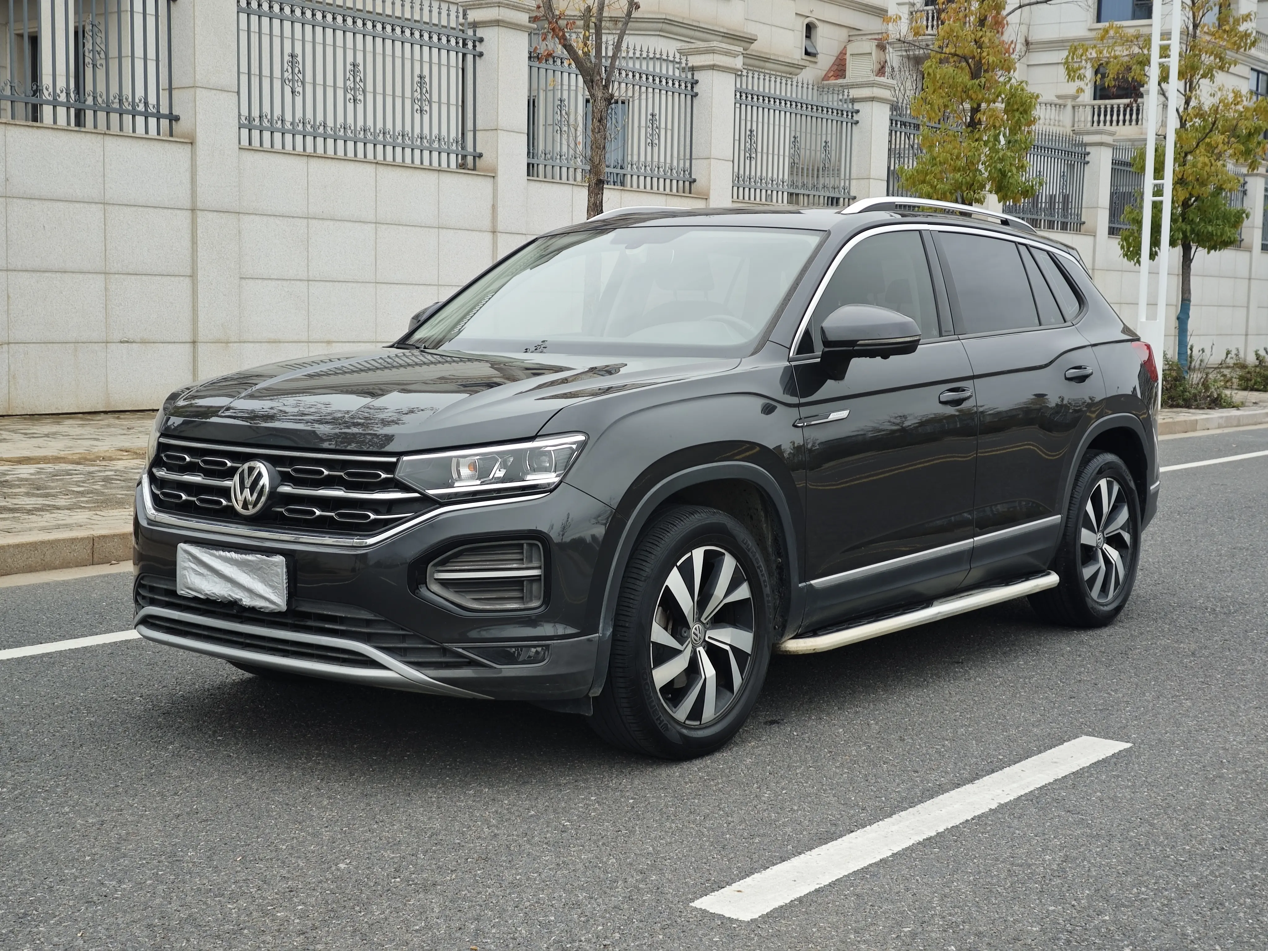 Volkswagen Tayron  из Китая