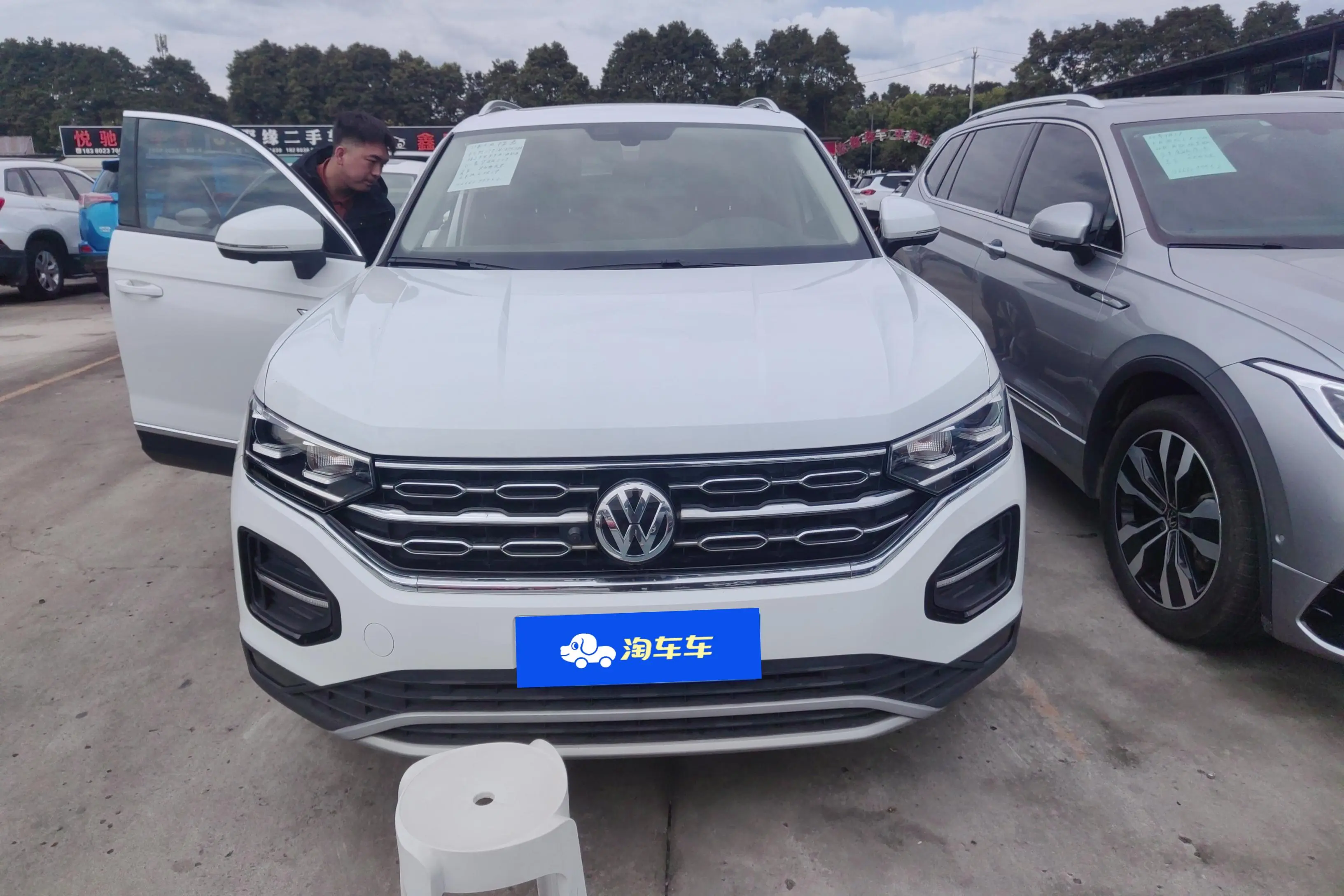 Volkswagen Tayron  из Китая