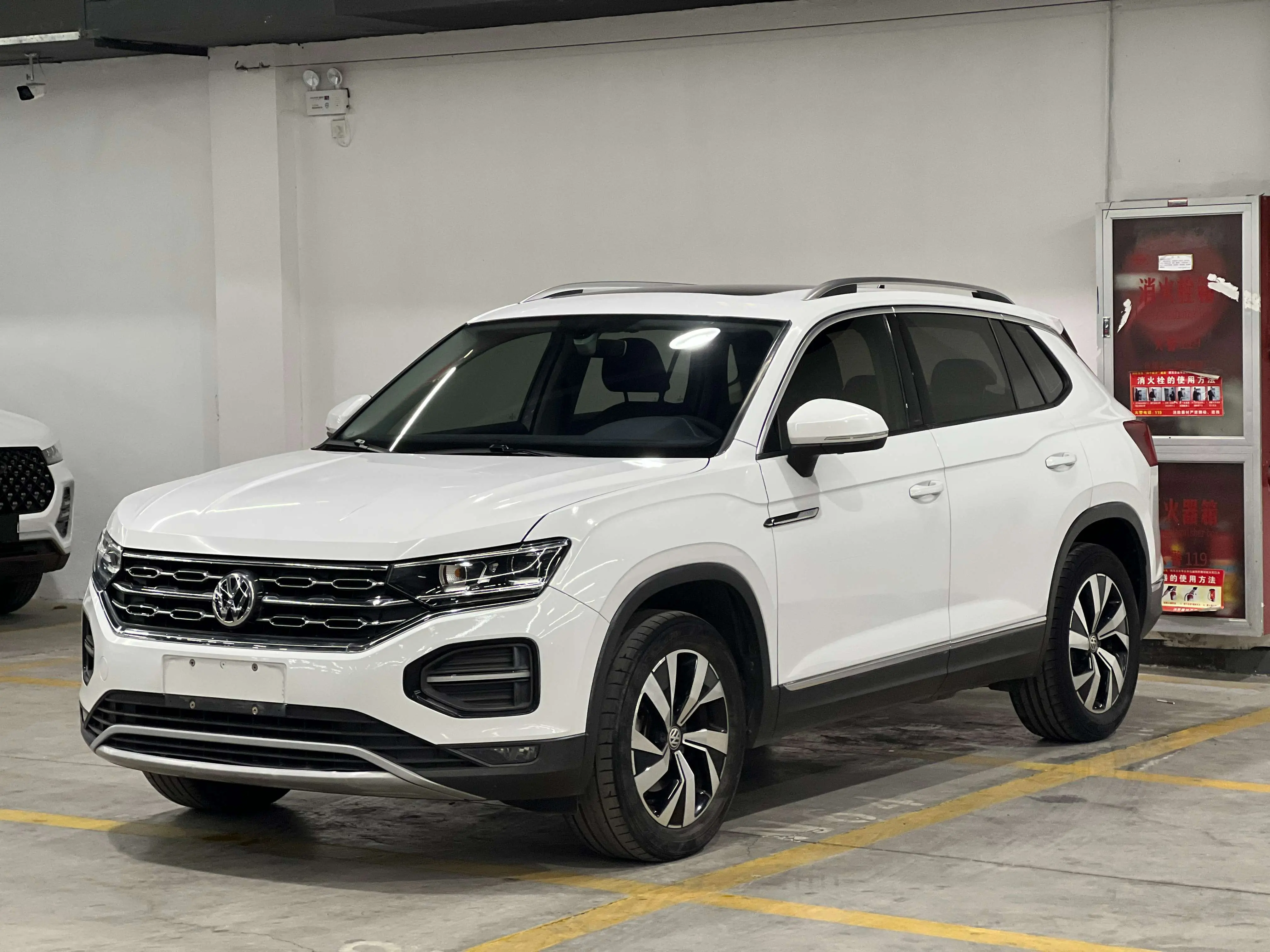 Volkswagen Tayron  из Китая