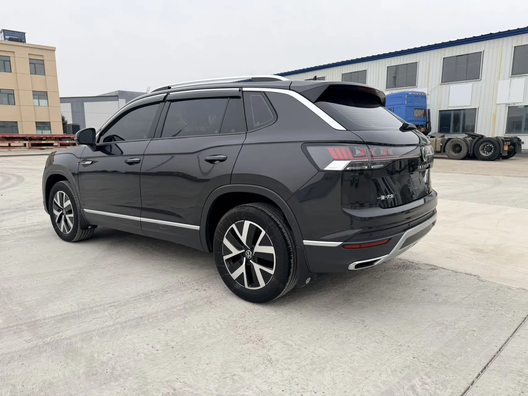 Volkswagen Tayron  из Китая