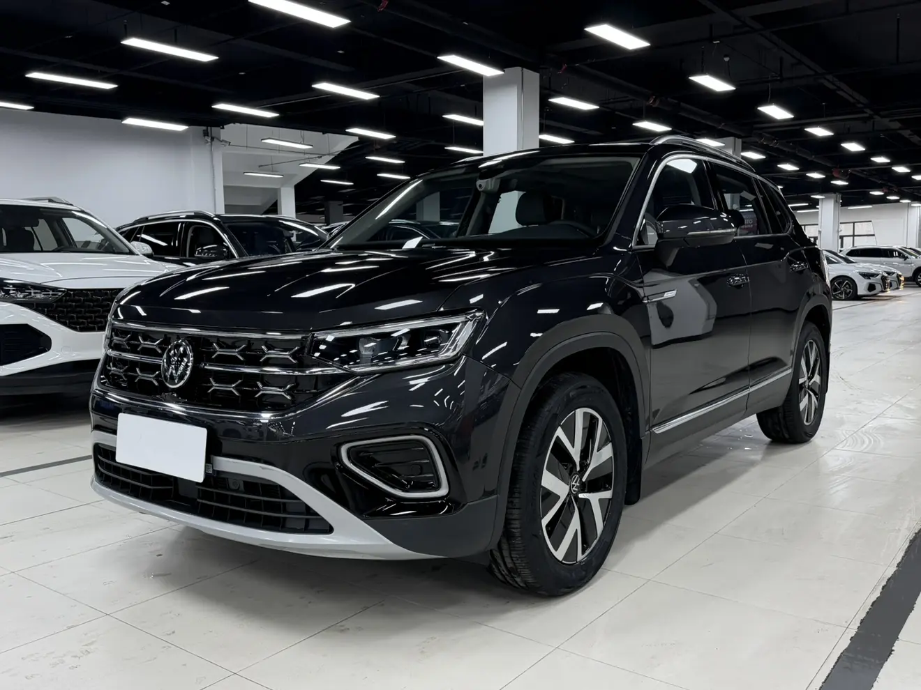 Volkswagen Tayron  из Китая