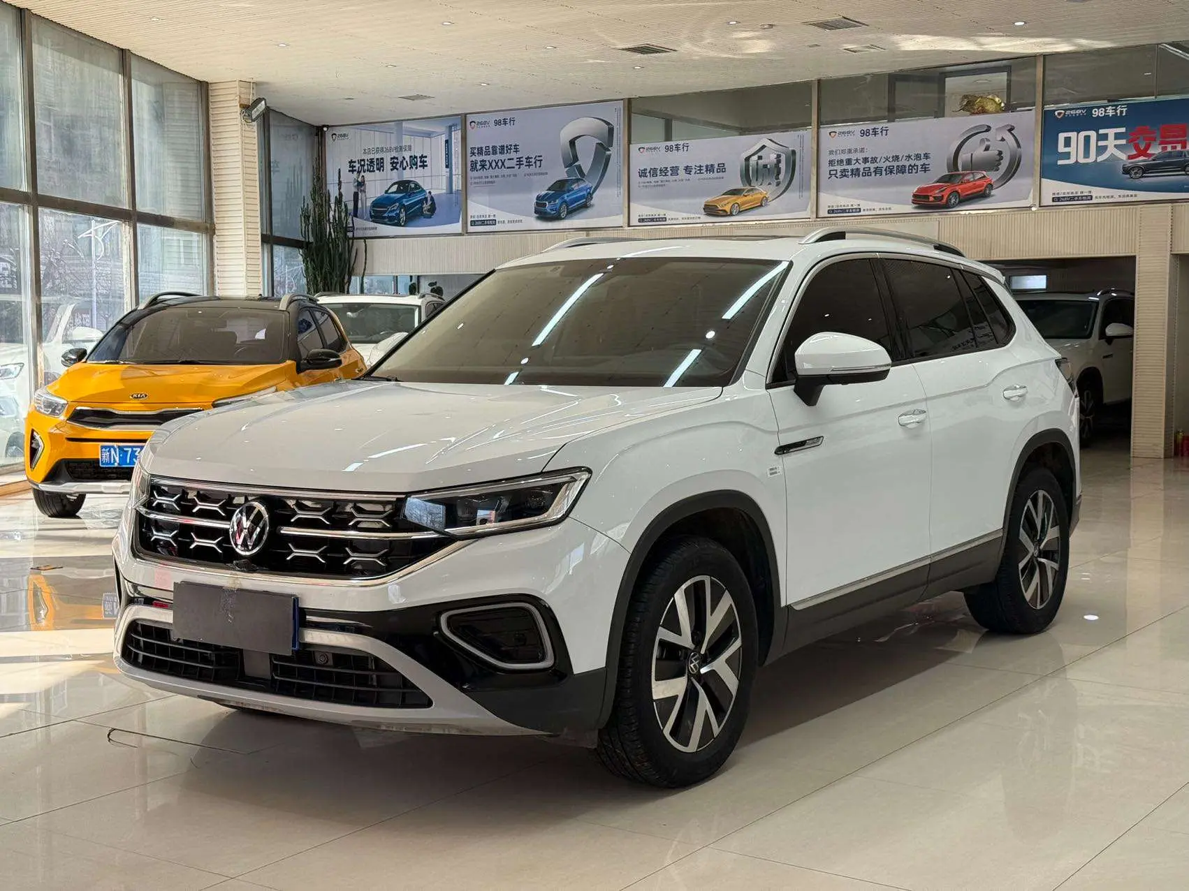 Volkswagen Tayron  из Китая