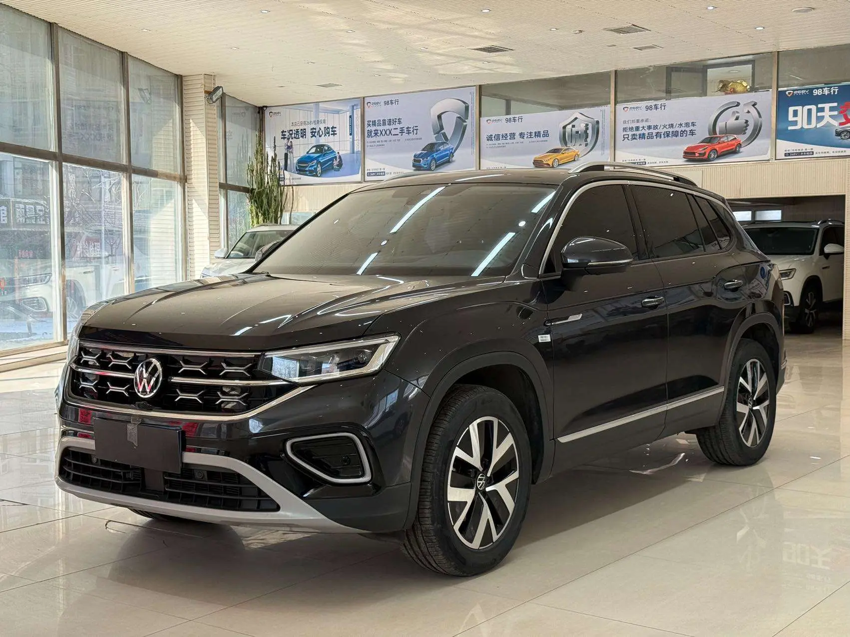 Volkswagen Tayron  из Китая